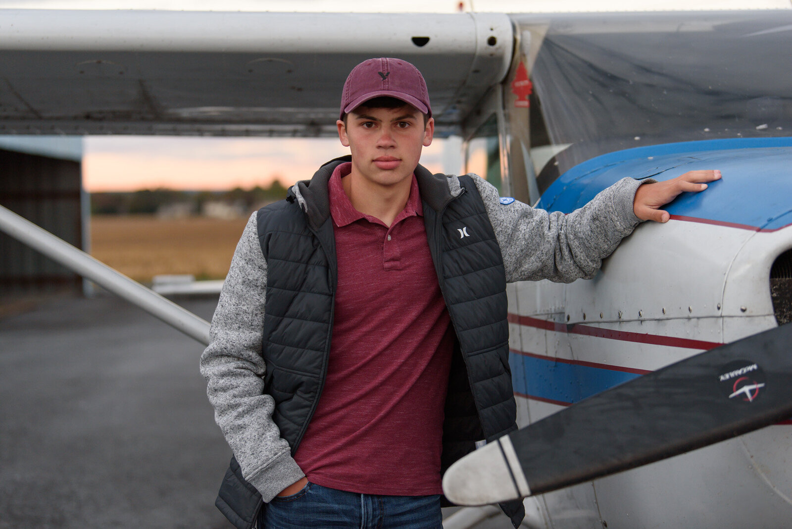 Senior Photos_Guy_Annville_Park_Airplane_LH2_9069