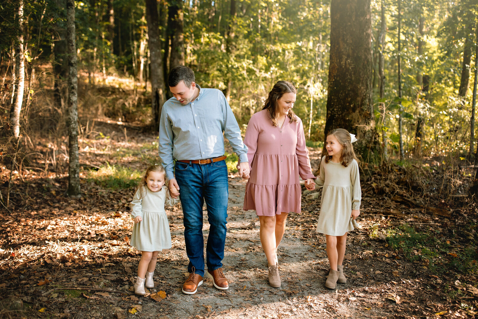 Family session at Cosby Lake near Birmingham