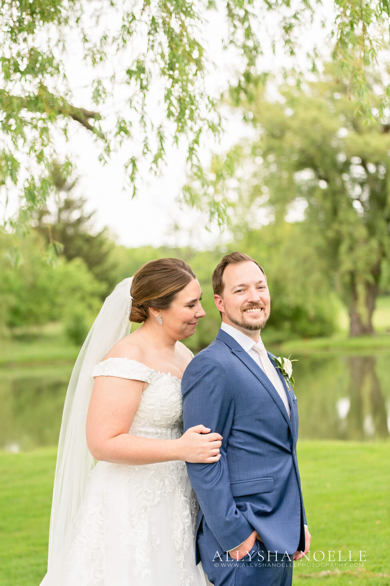 Wedding-at-River-Club-of-Mequon-451