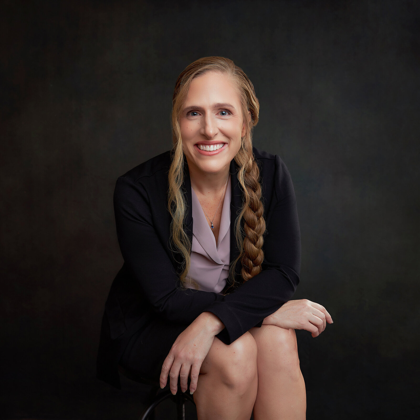 atlanta-gwinnett-best-headshots-personal-branding-studio-women-lenore-corporate-photography-photographer-twin-rivers-01