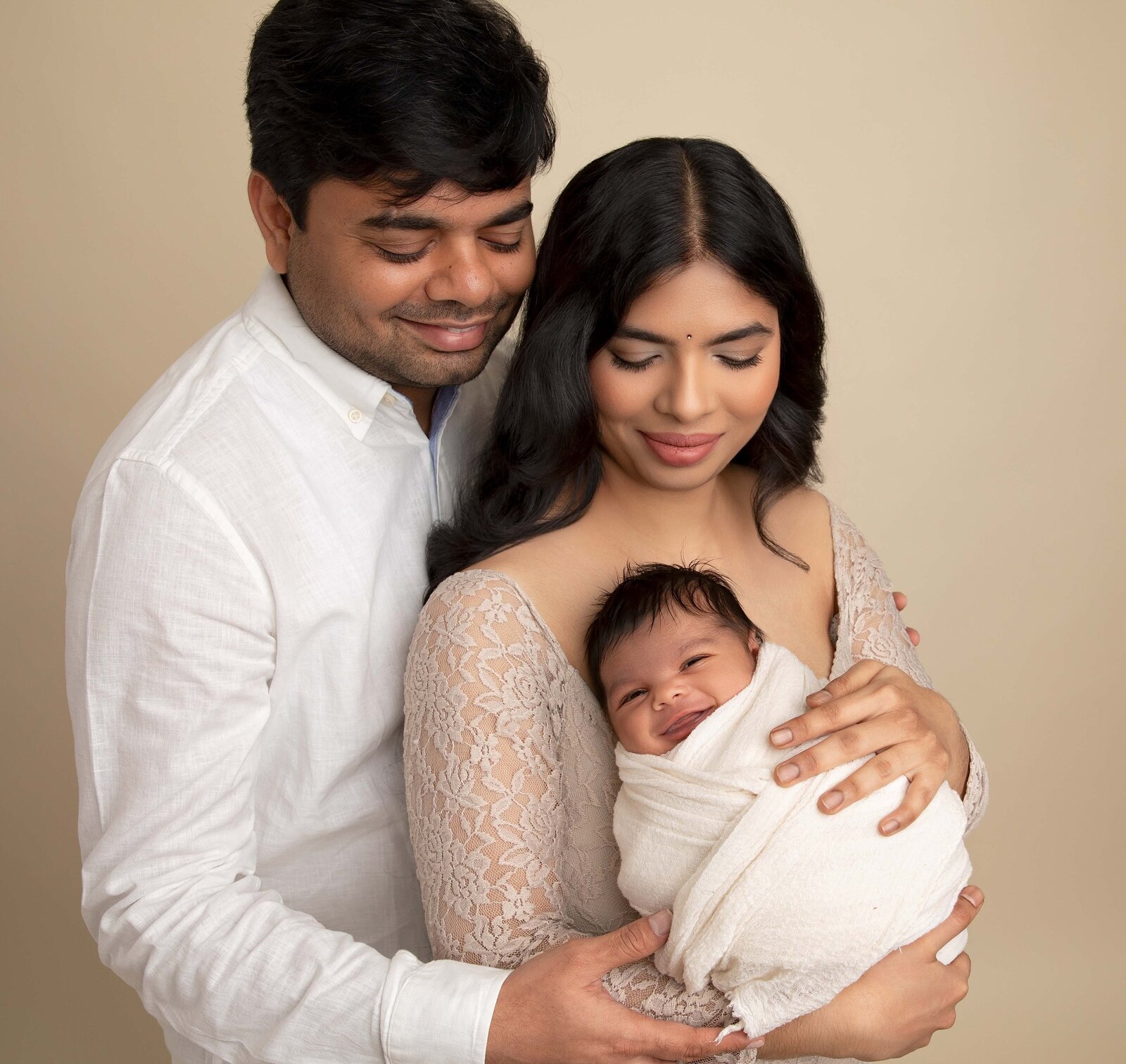 Mom, Dad & Baby Portraits | Phoenix Newborn Photography