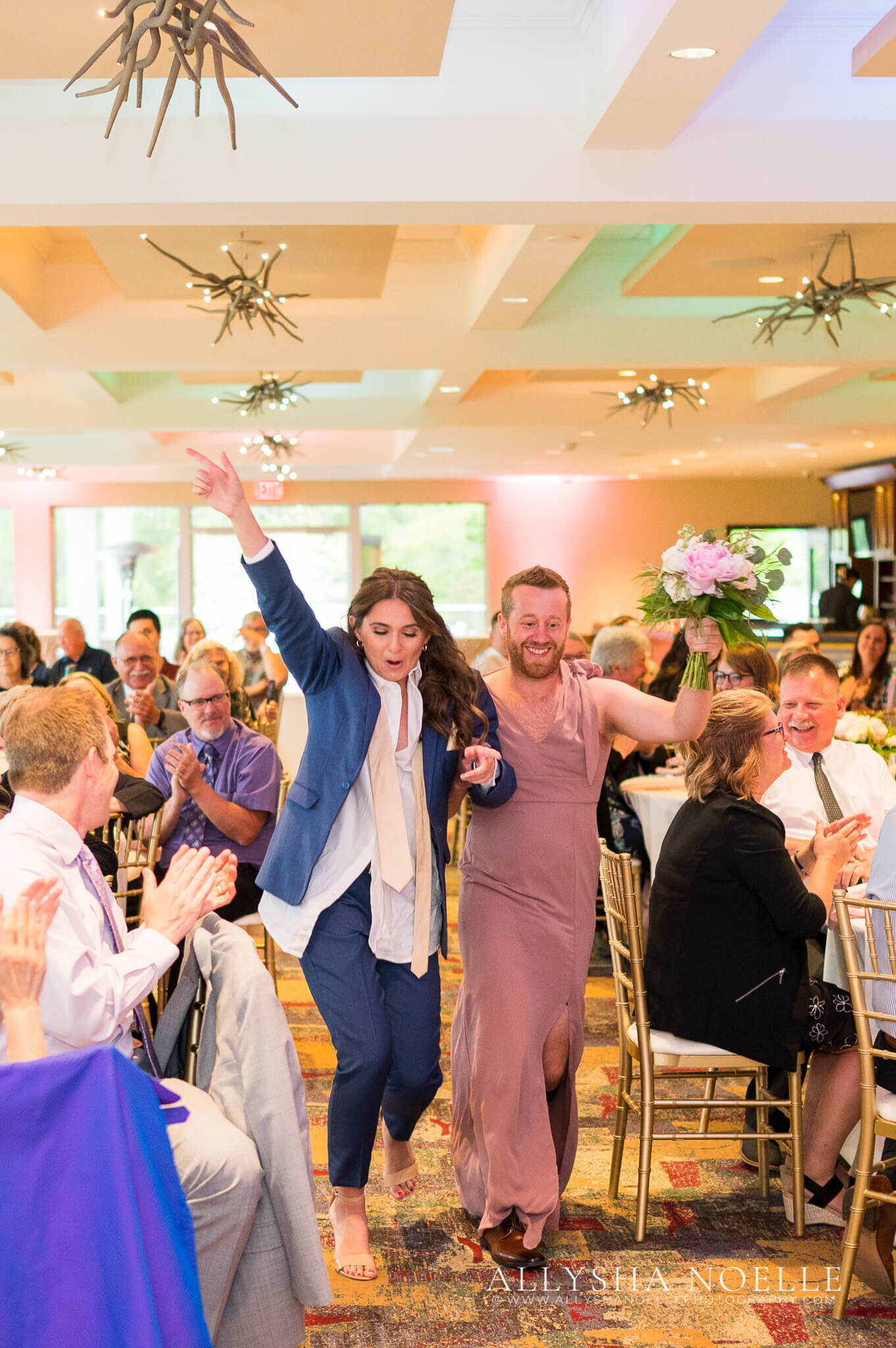 Wedding-at-River-Club-of-Mequon-696