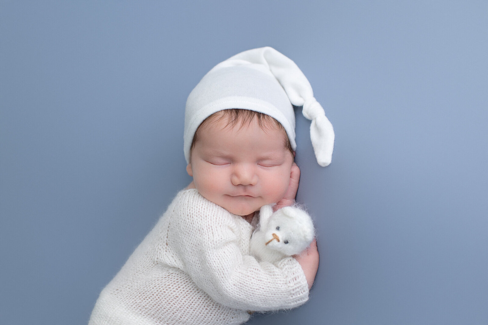 Baby_boy_in-home_newborn-lifestyle-photography-session-Georgetown-KY-photographer