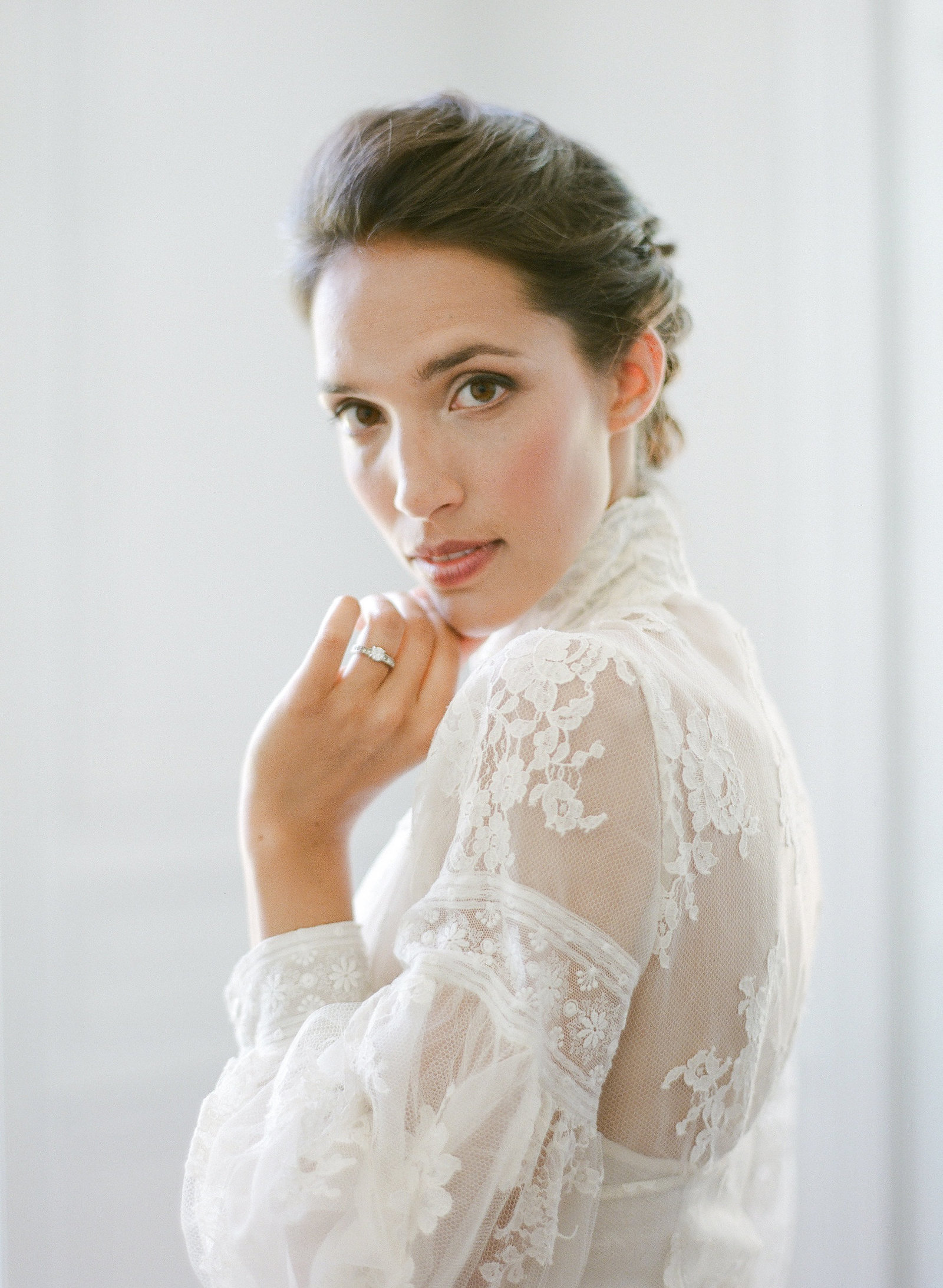 French-lace-high-neck-long-sleeve-wedding-dress-JoanneFlemingDesign-AnnaGrinetsPhoto (3)