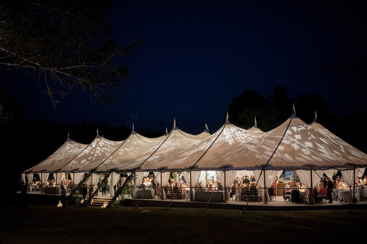immersive_and_luxury_private_estate_and_tented_wedding_with_blue_green_and_white_color_palette-44
