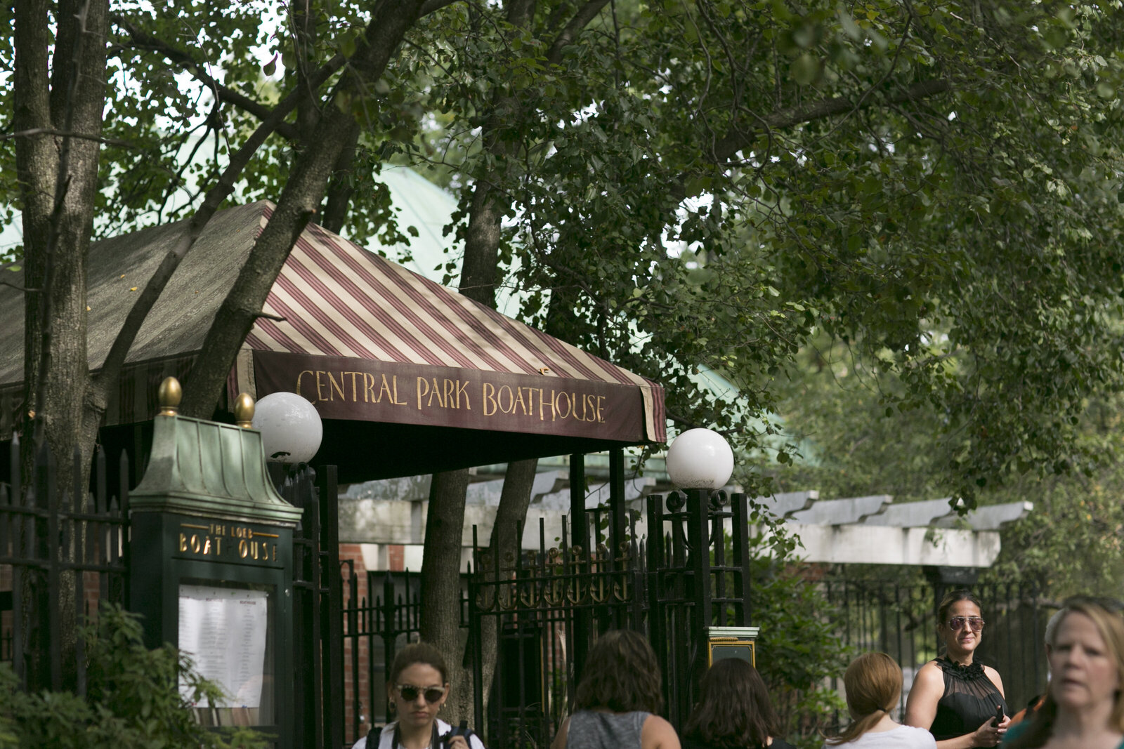 Central Park Boathouse Wedding0050
