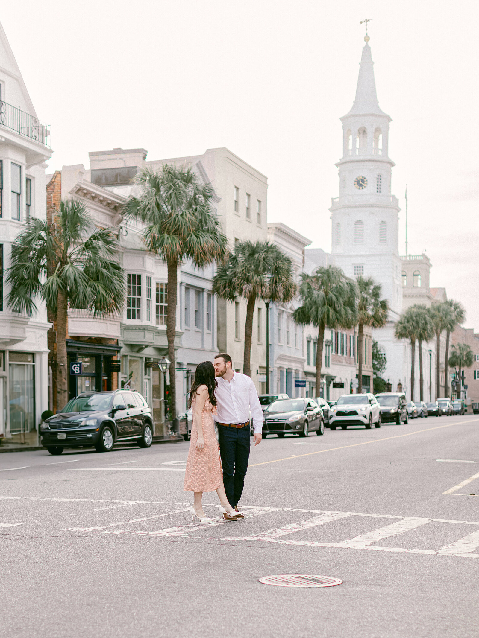 218-torianna-brooke-portraiture-downtown-charleston-engagement-session-caitlyn-jon