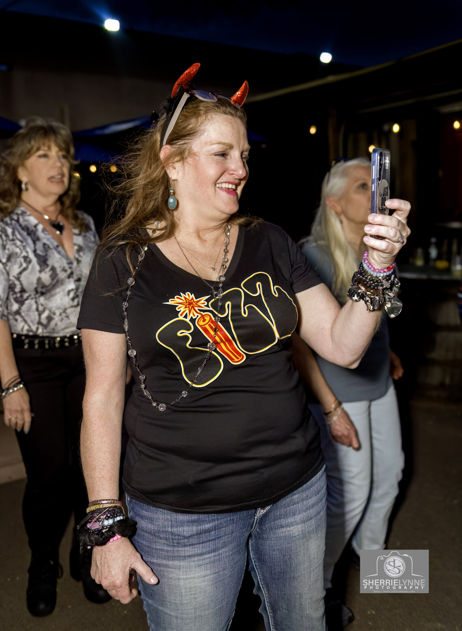 DSC_2735-Fizz Fans copy