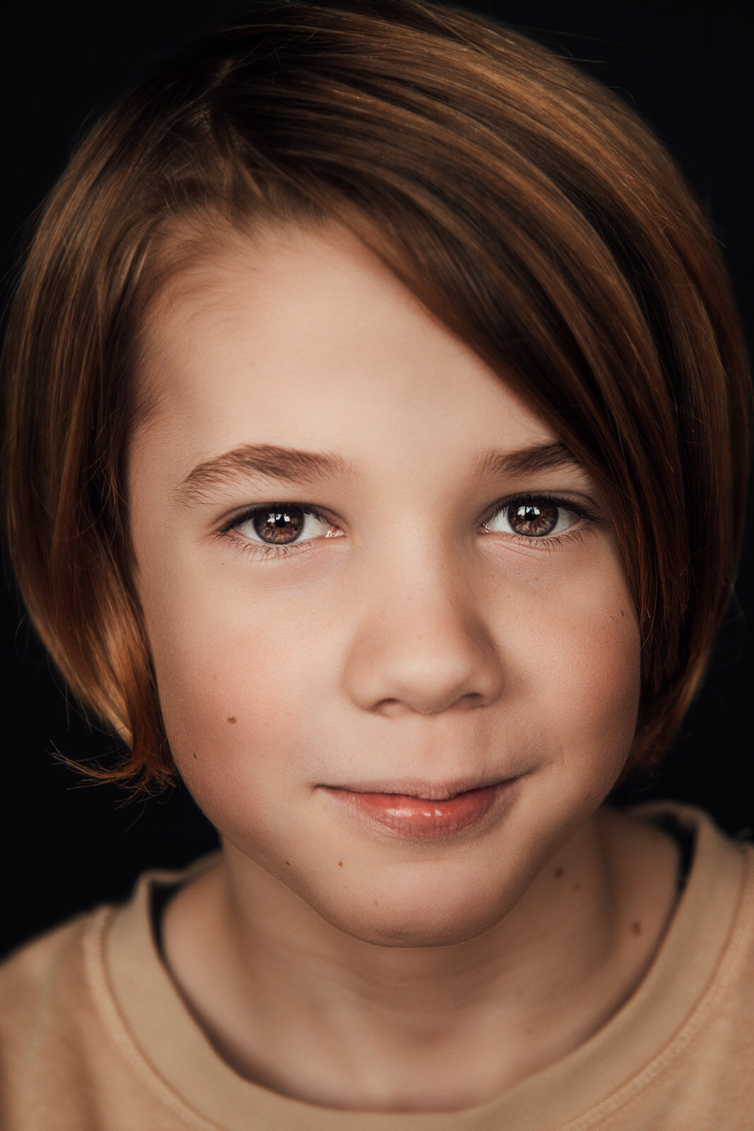 Spontane gezinsfotografie met natuurlijk licht door fotograaf in Spijkenisse