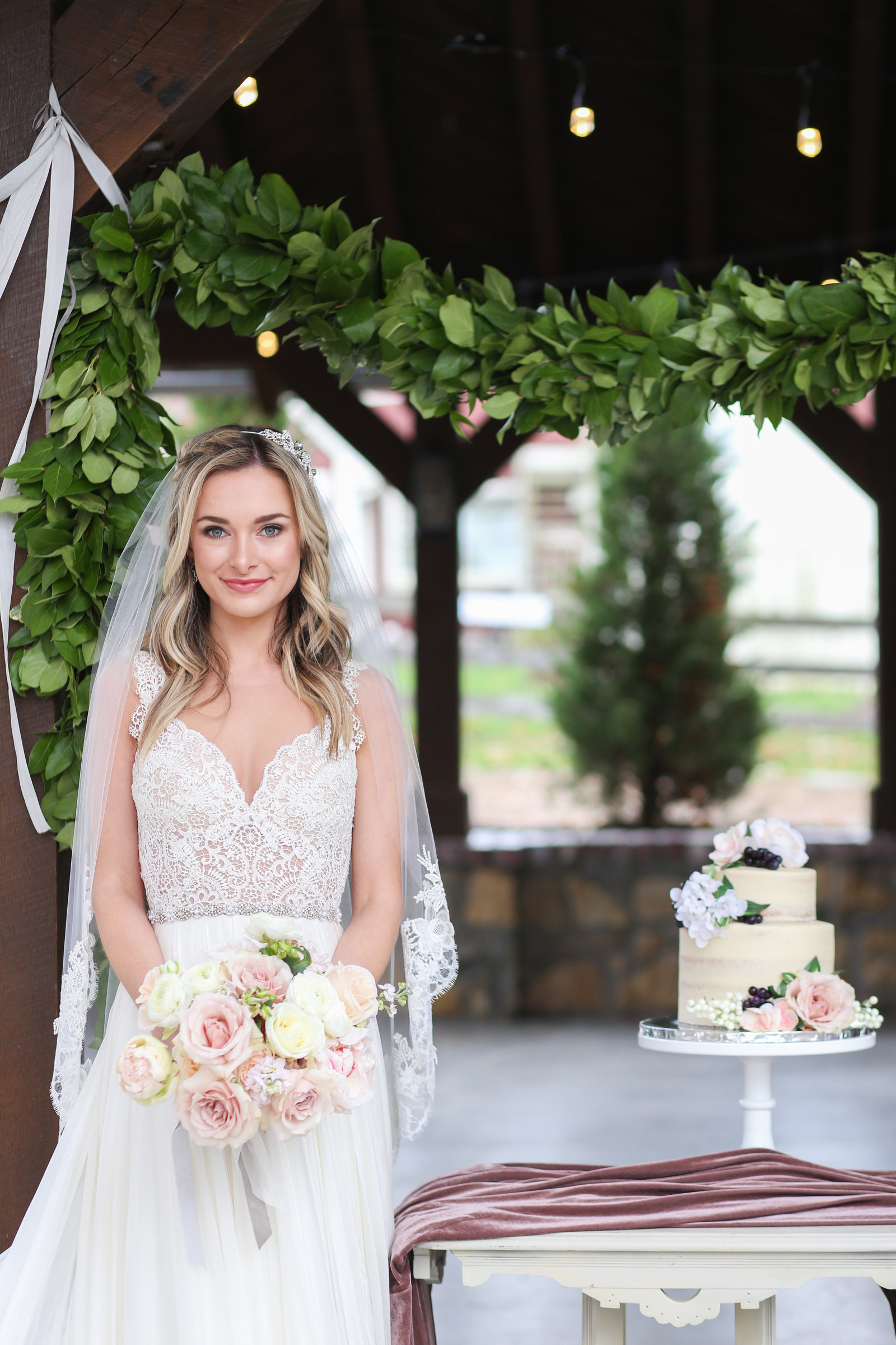 Mariam Saifan Photography Kansas City Portrait Wedding Barn At Riverbend Wedding Photography Kansas City Bouquet