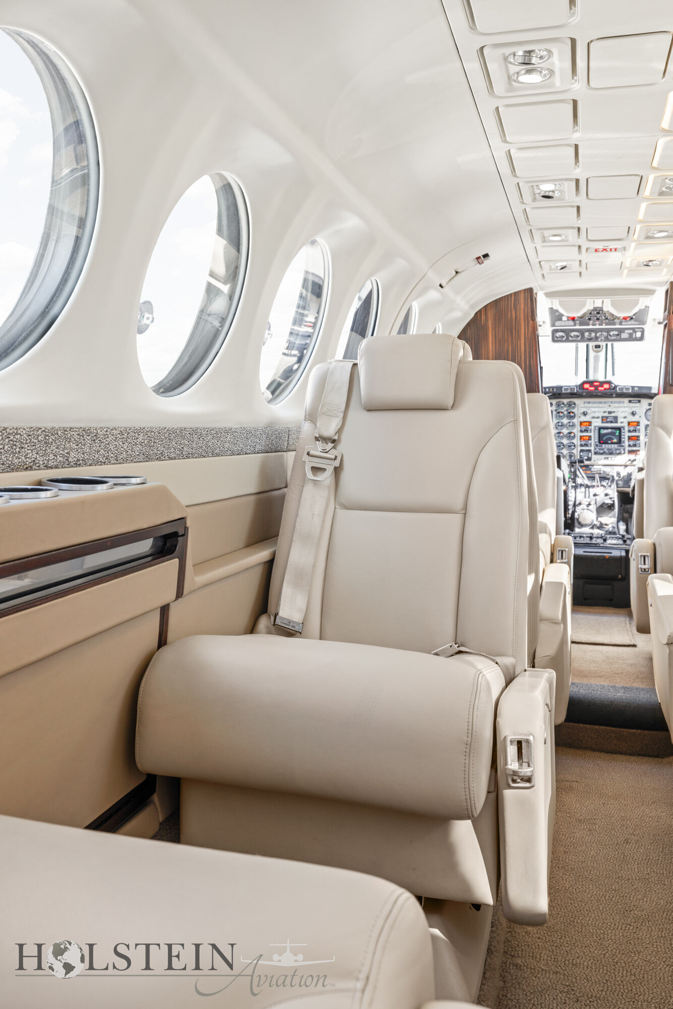 King Air 350 Watermarked-18
