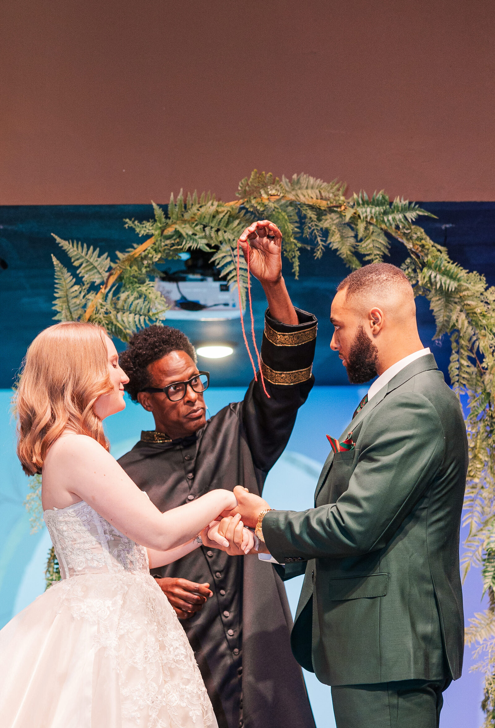 Dallas-intimate-wedding-ring-ceremony