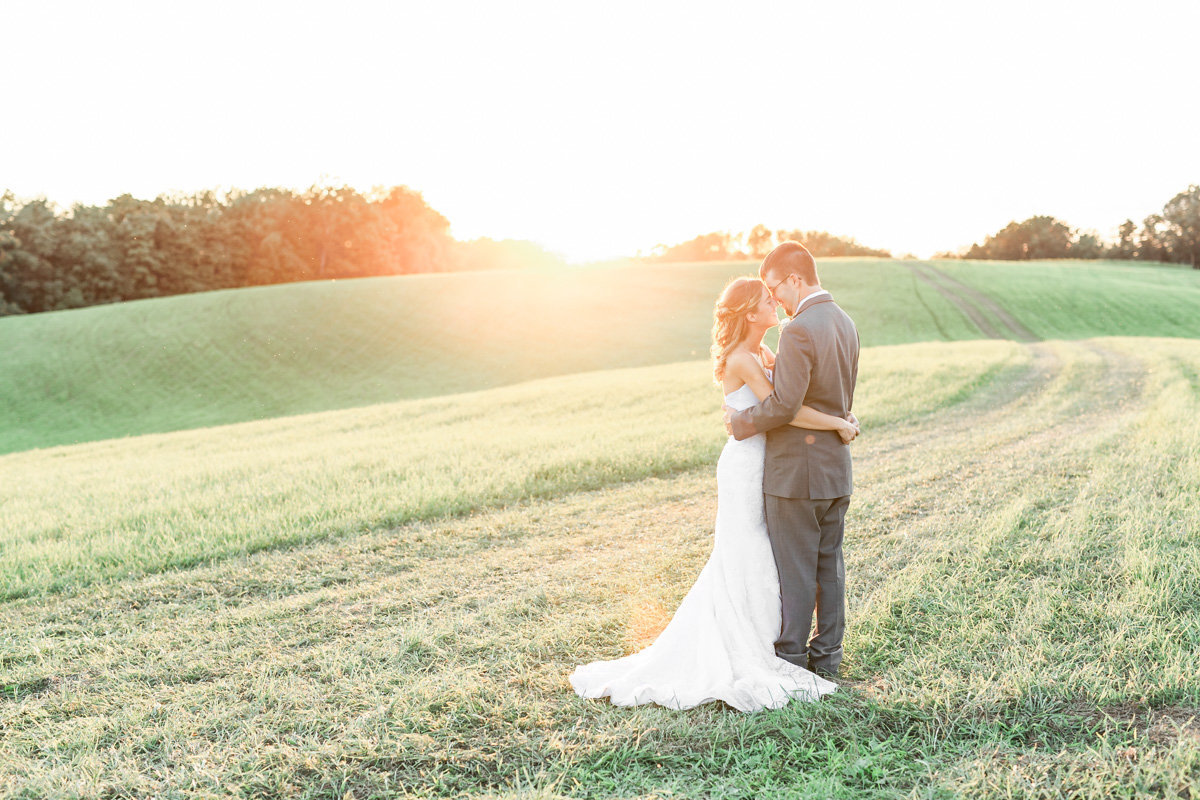 Outdoor wedding photography in Canton Ohio