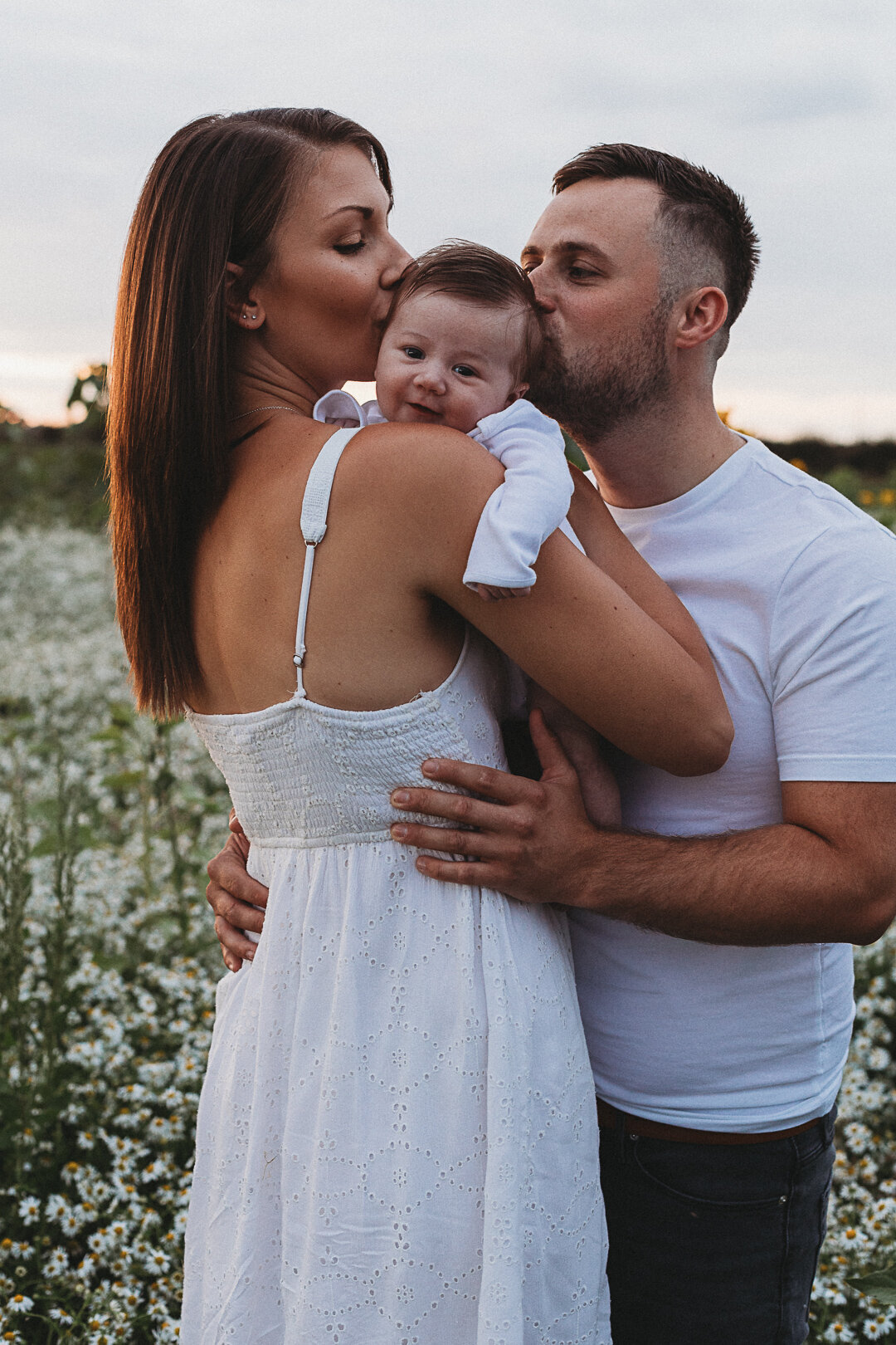 Outdoor family photoshoot hampshire beach (17)