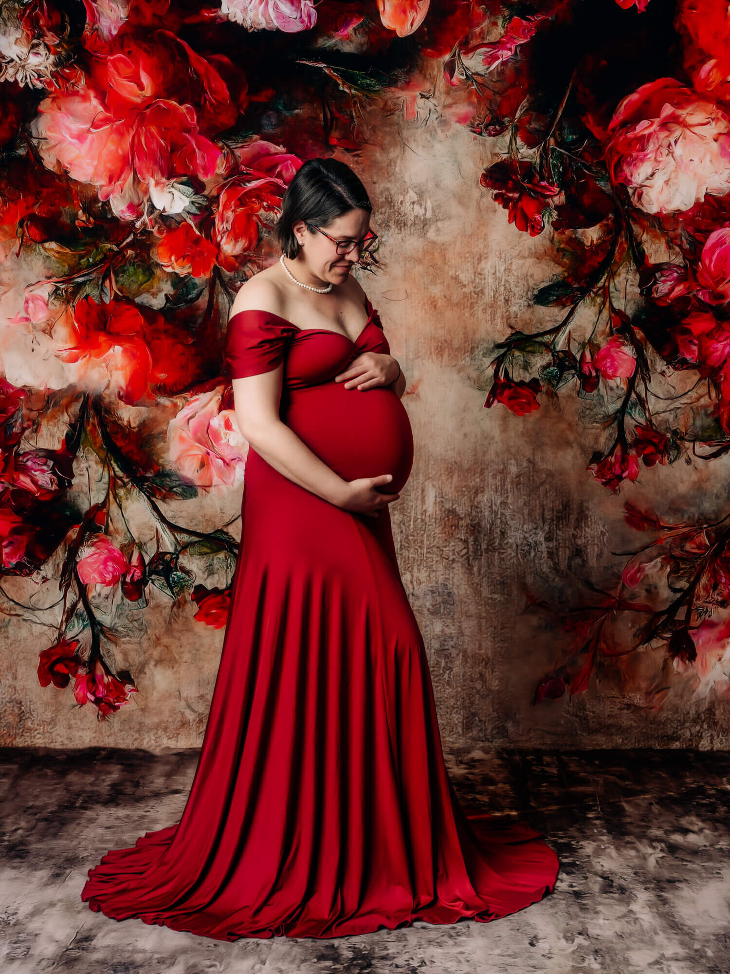 Stunning red session by Prescott AZ maternity photographer Melissa Byrne
