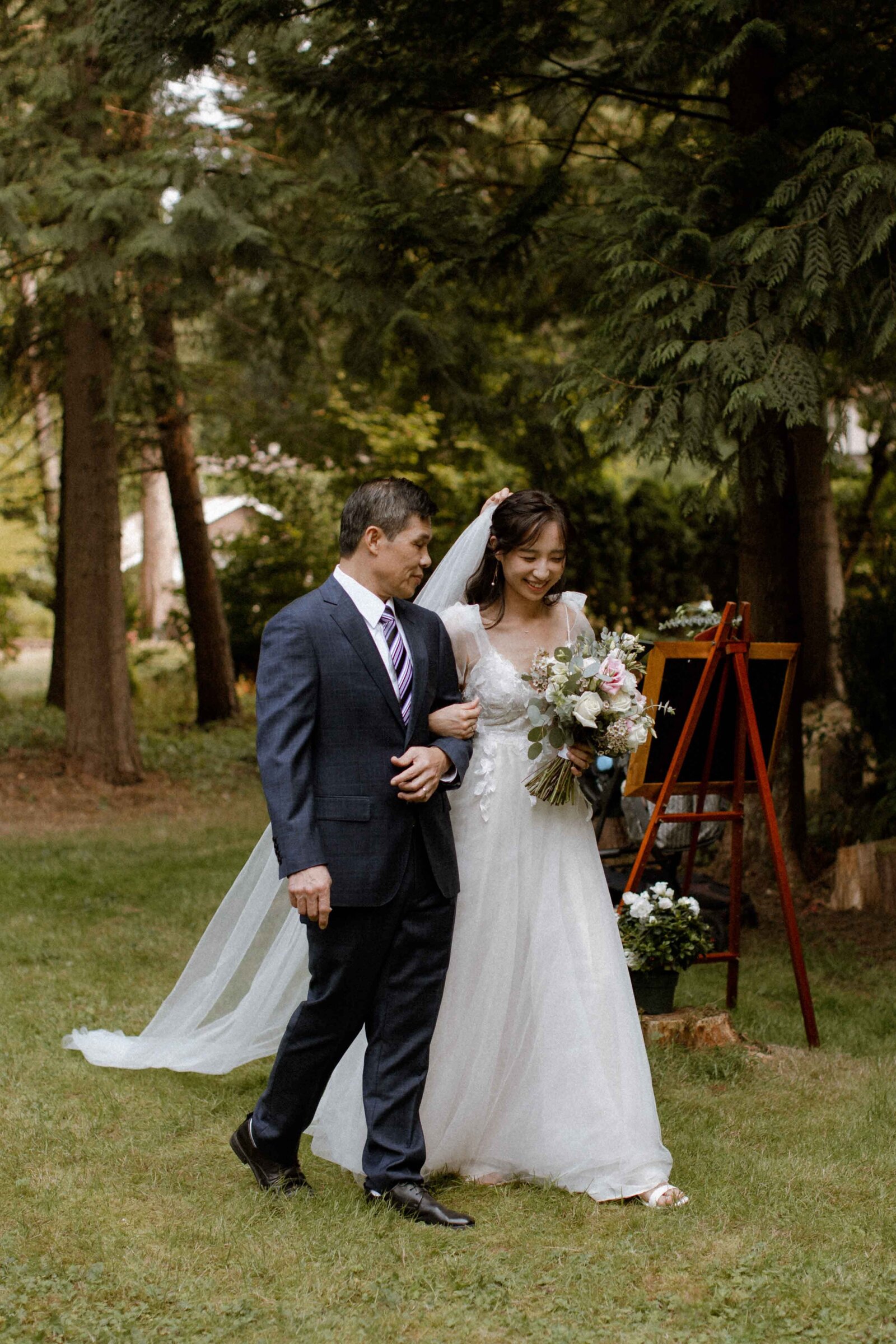 Vancouver-Backyard-Wedding-30