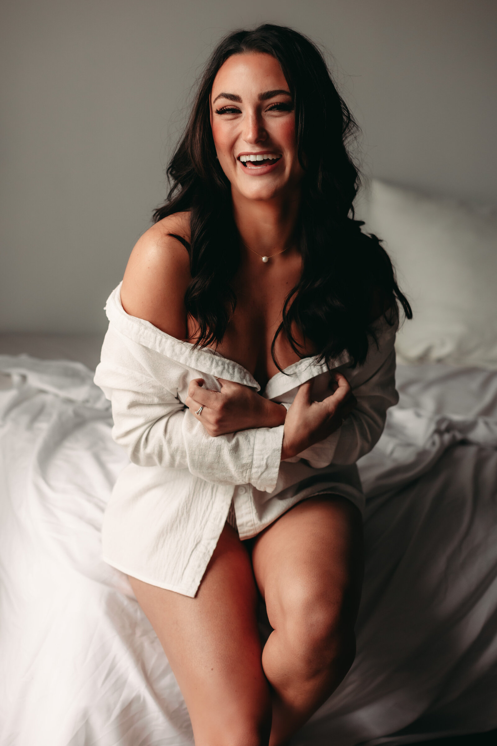 Luxury boudoir photography in Savannah, Georgia. Empowering, intimate photo sessions that celebrate your beauty and confidence. Book your session today!