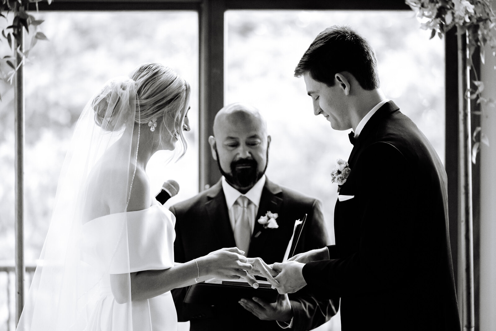 Midwest Luxury Wedding Photographer Lainie Arnold-10