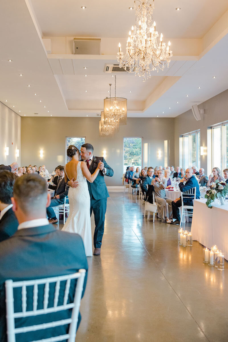 Le Belvédère Weddings | lynsey-andrew-le-belvedere-sept-wedding-grey-loft-studio-2022-871