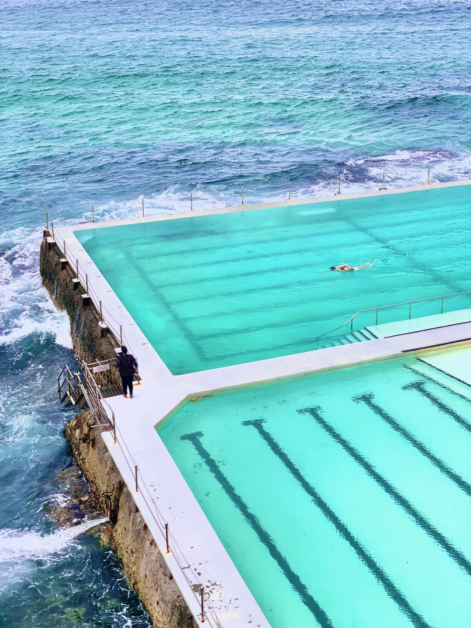 Swimming_in_Australia_trip_planners_Peculiar_Concierge
