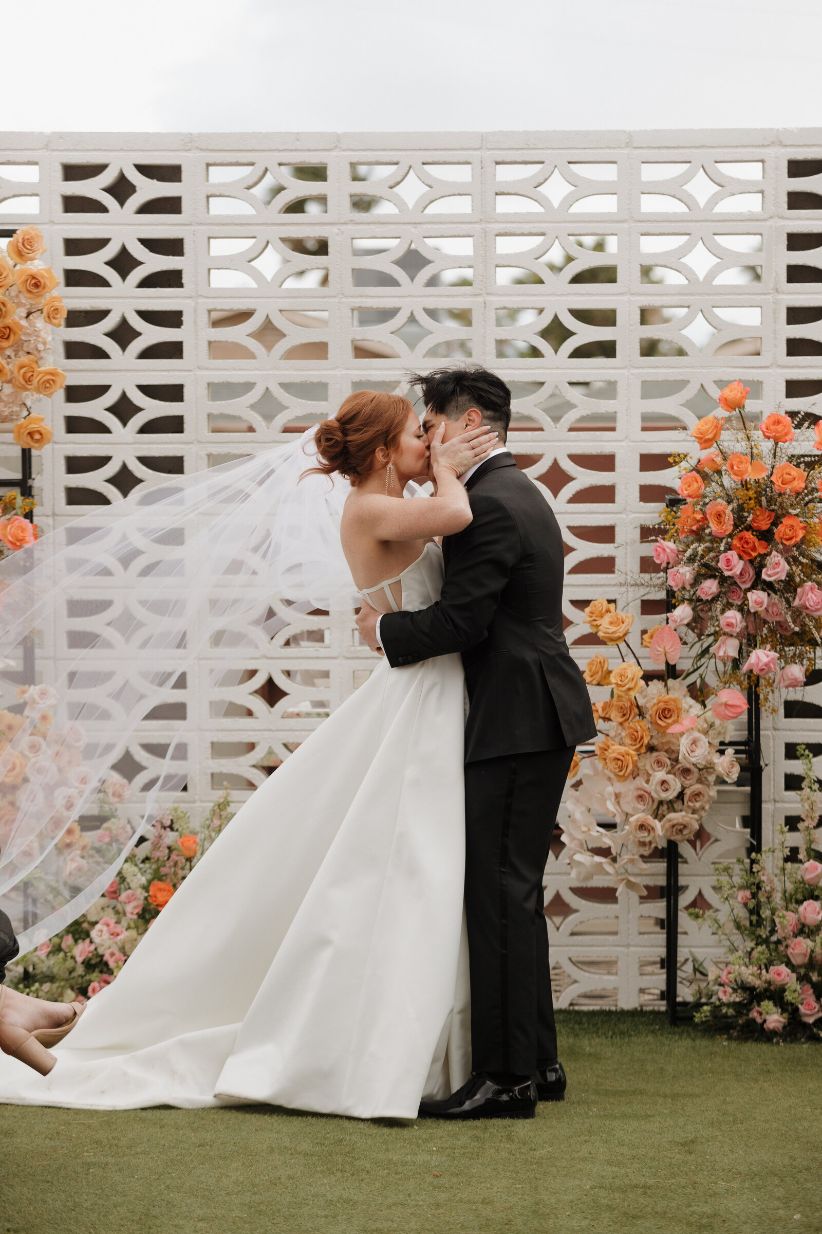lautnercompoundwedding-claire.laurence-ashgabesphoto-540