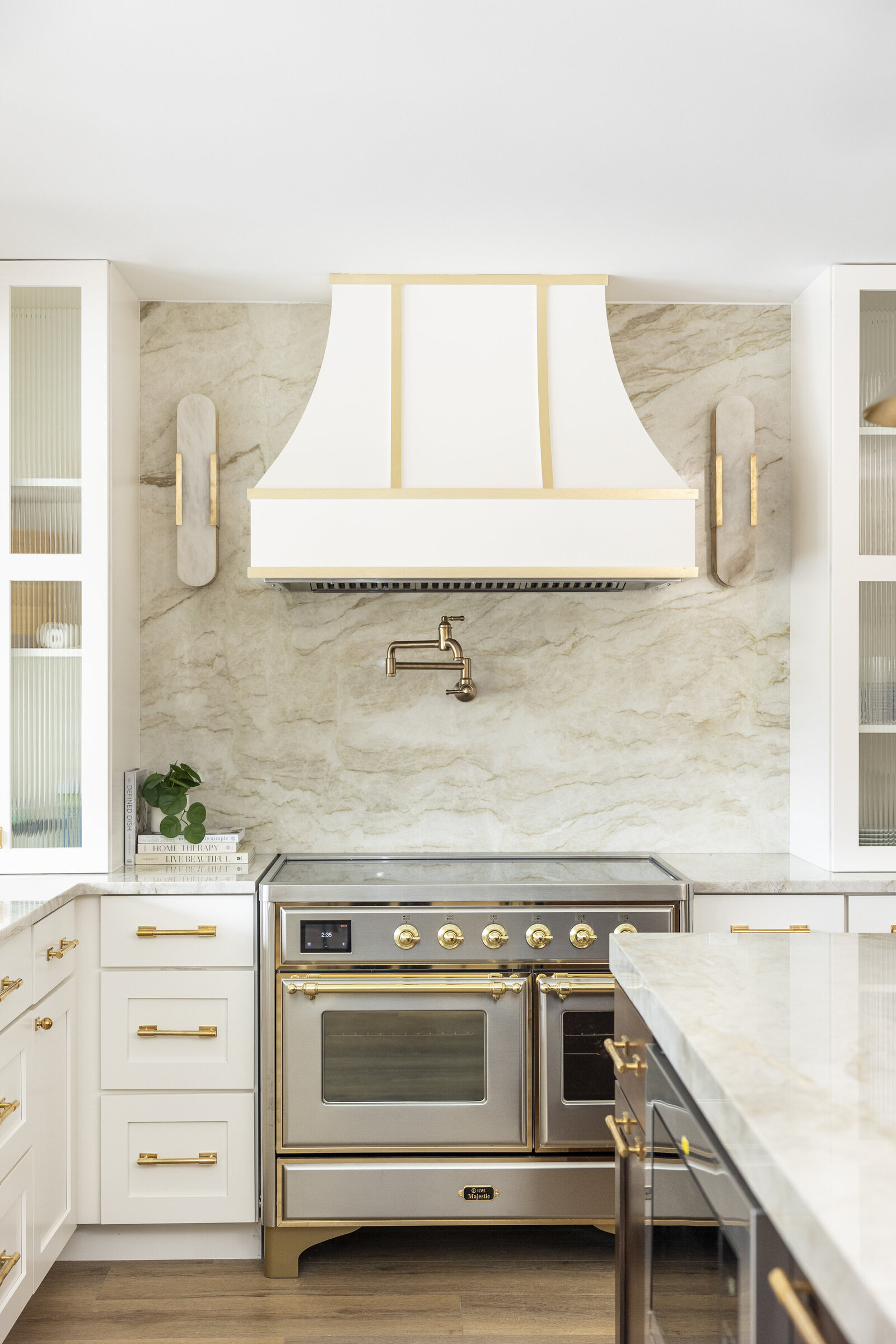 Valencia Residence Collins & Co. Brand  | Image by The Branded Boss Lady © 192