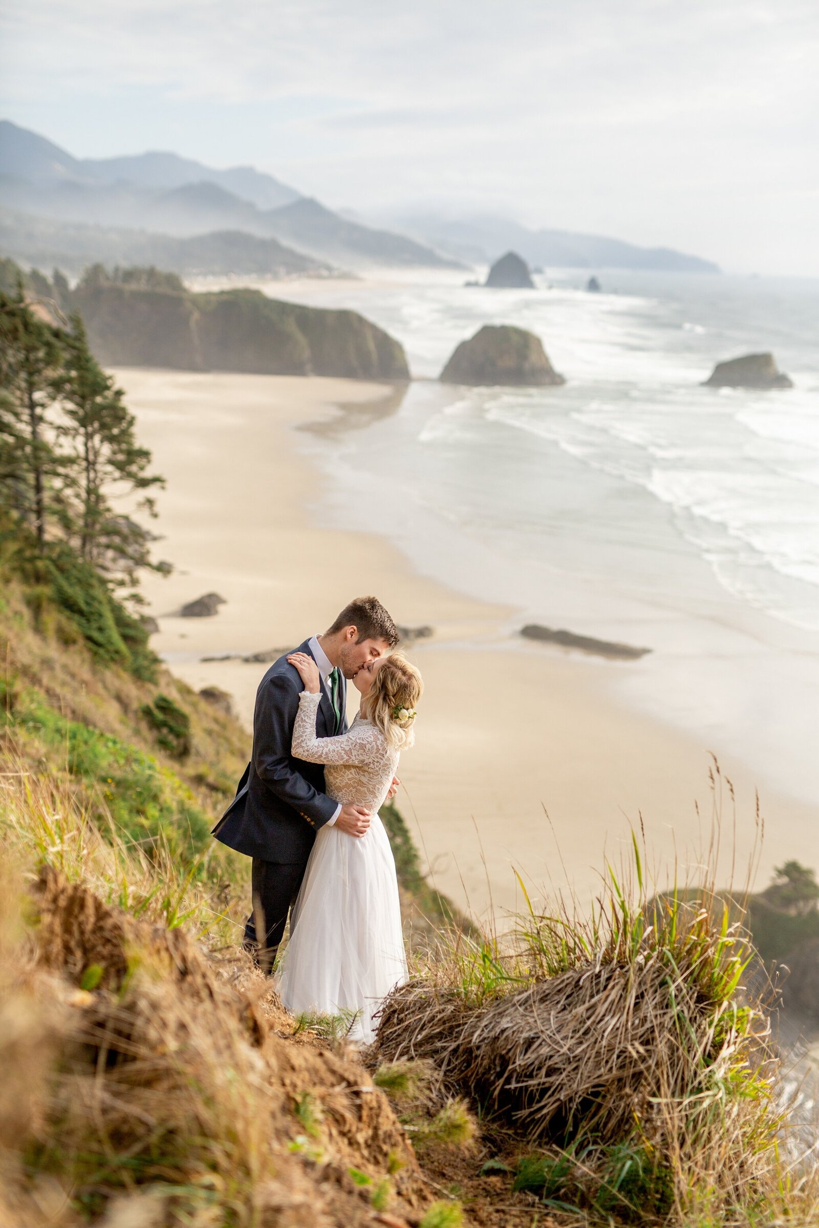 Cannon Beach-Wedding-Photographer-29