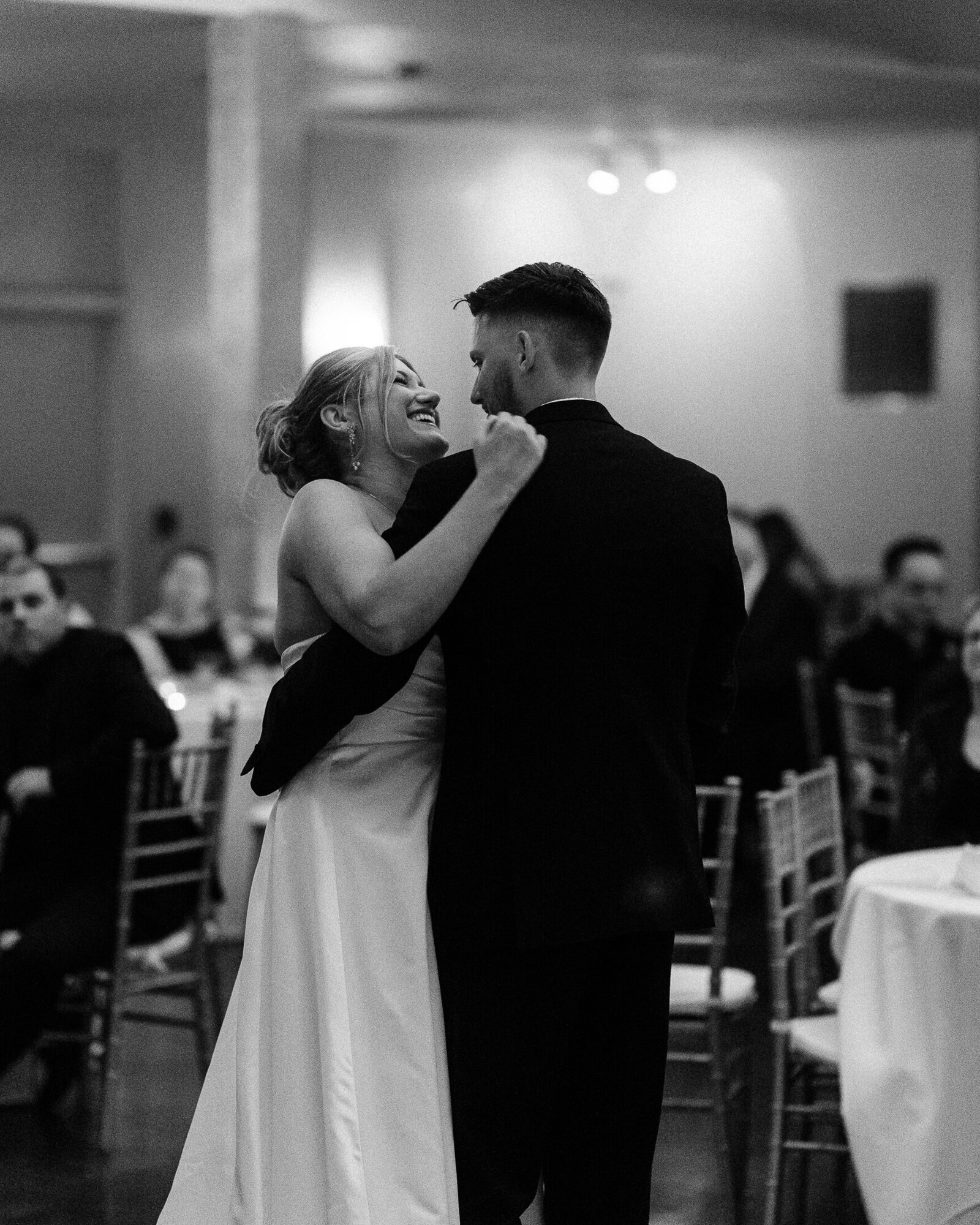 Corby Intercontinental Hotel Kansas City Wedding Plaza-269