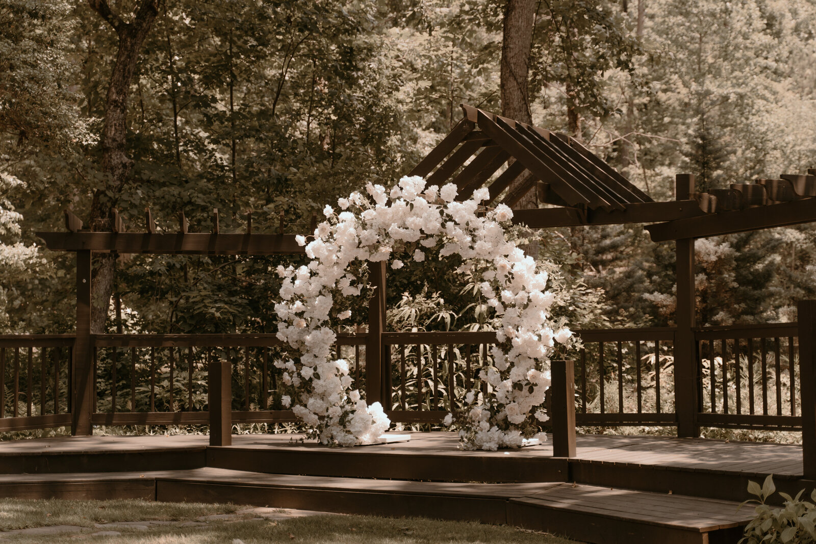 Weddings and Special Events - The Lodge at Old Mill 1