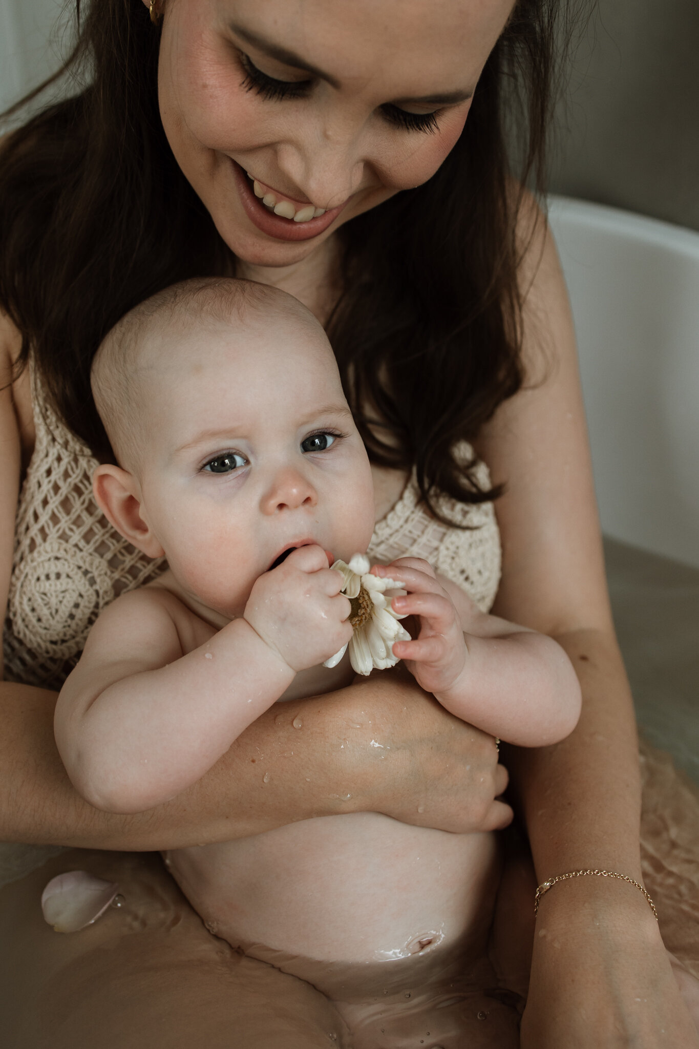 zwangerschapsfotoshoot fotoshoot baby gezins fotoshoot fotograaf eindhoven fotoshoot valkenswaard trouwfotograaf bruidsfotografie valkenswaard