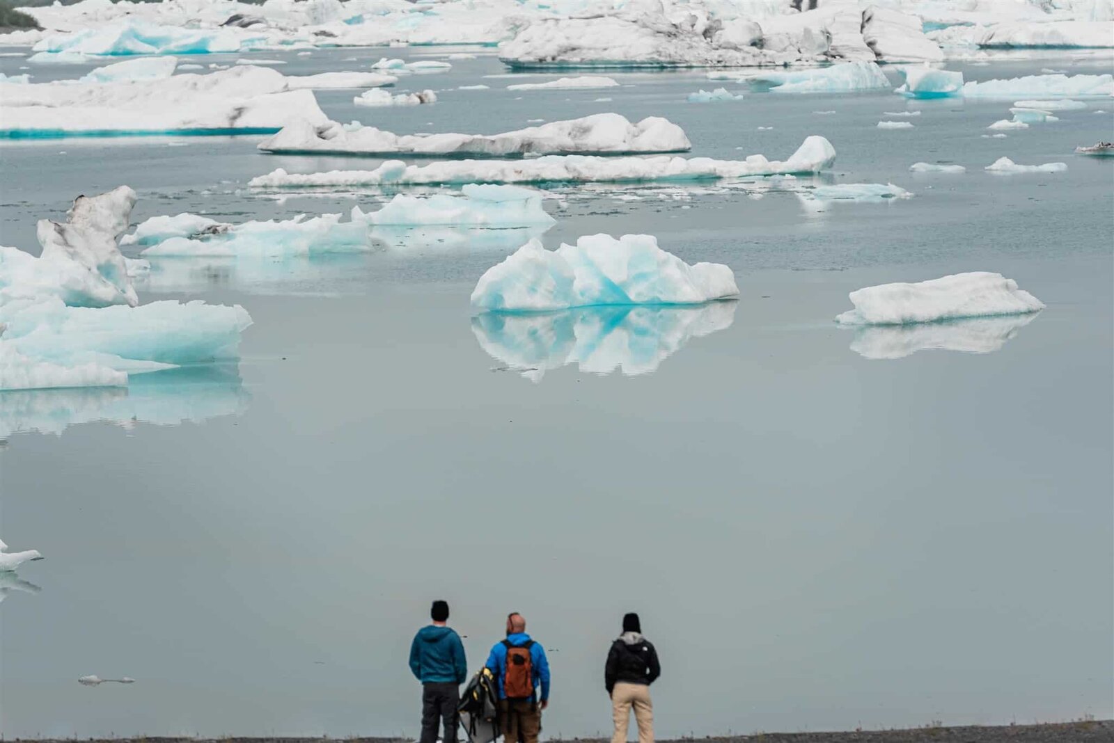 Alaska-Luxury-Wedding-and-Destination-elopement-photographer-for-luxury-multi-day-weddings-Soul-And-Sky-Weddings-14