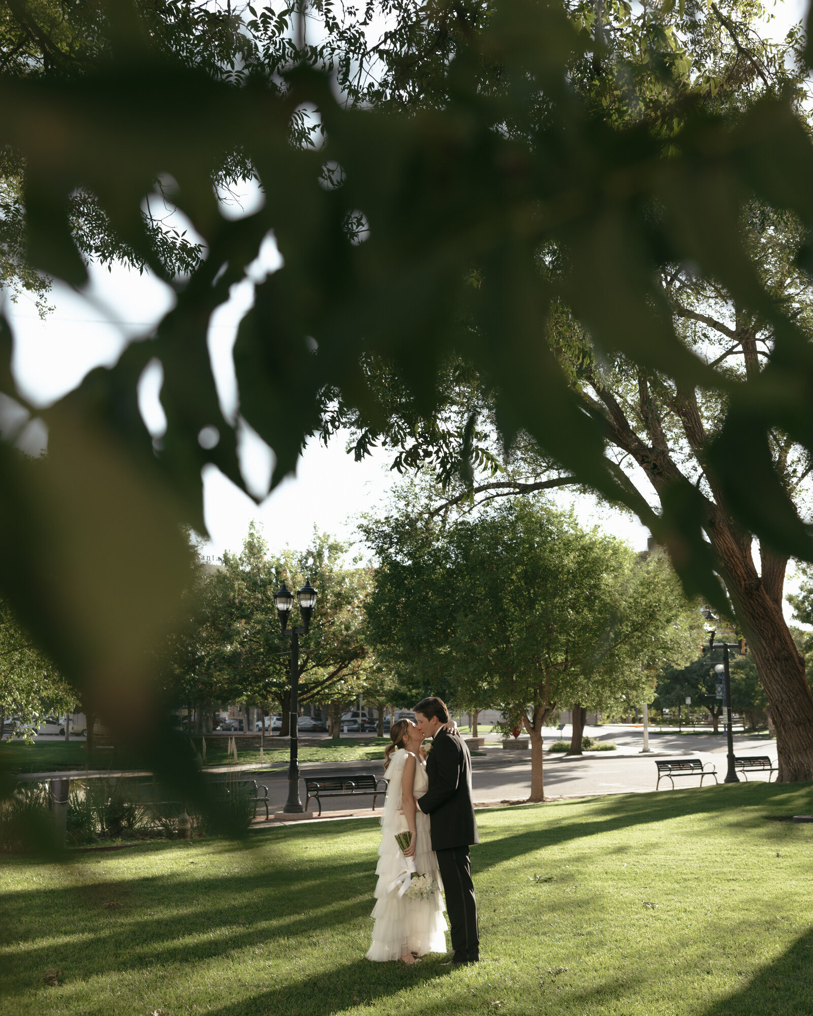 toria-ethan-colley-6car-pub-elopement-downtown-amarillo-texas-taylor-petty-photo-8370