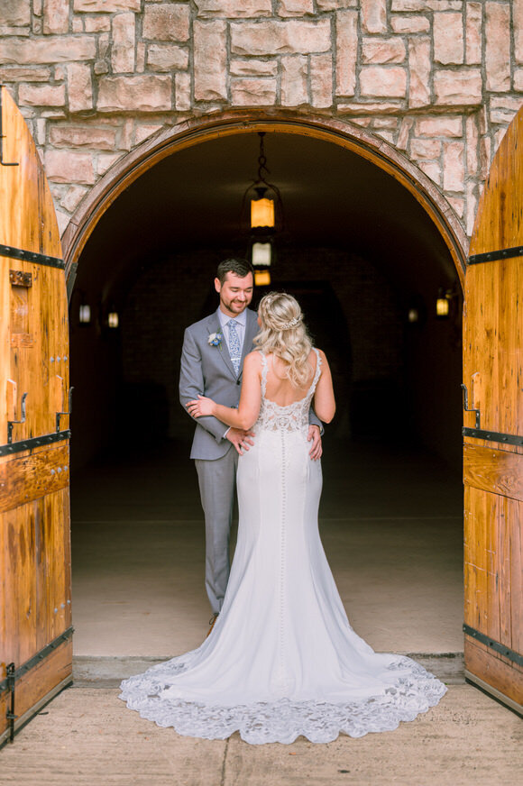 Megan & Tyler - Wedding Previews - Potomac Point Winery - Amative Creative -32