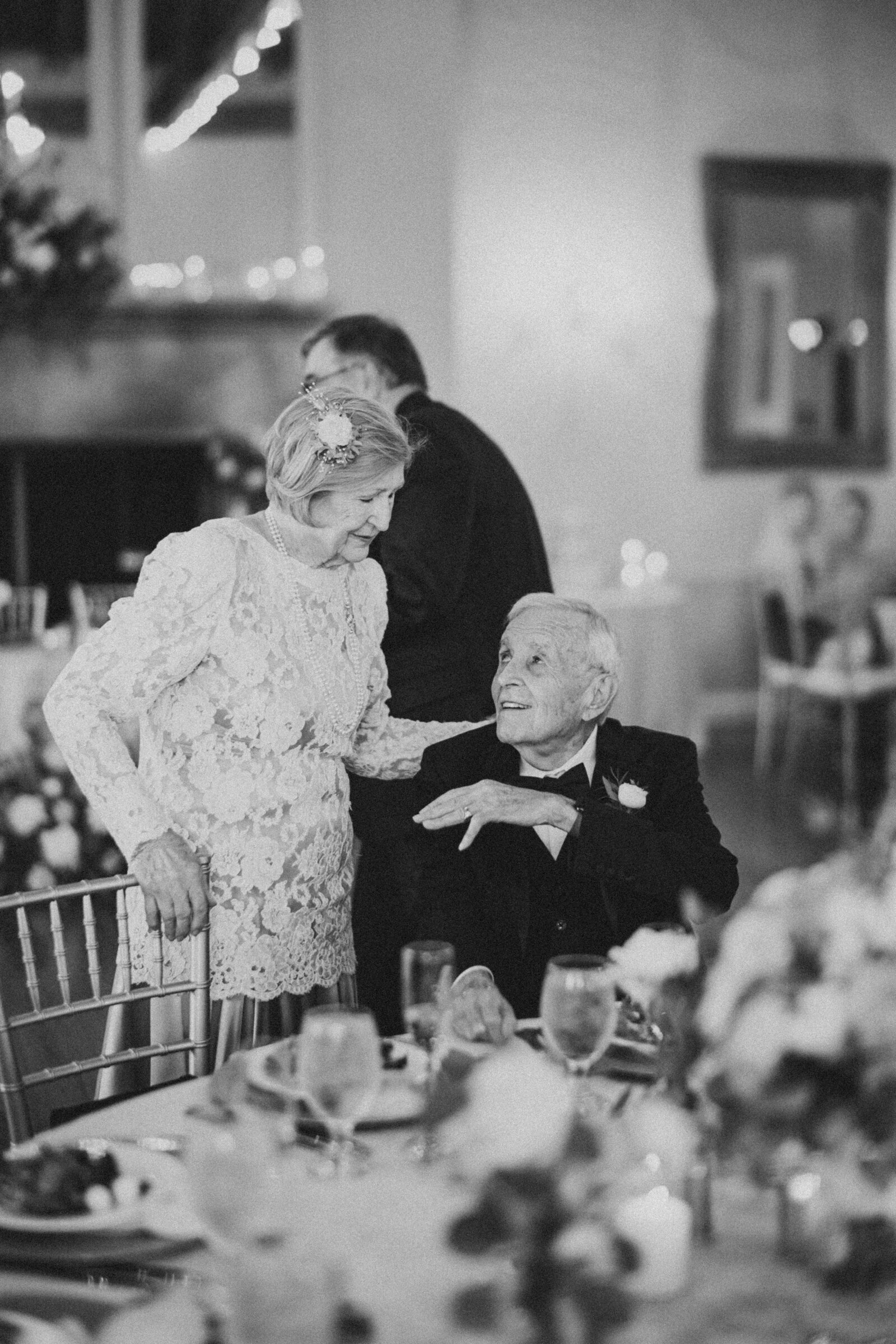 Huntingdon_Valley_Country_Club_Wedding_Photos00072