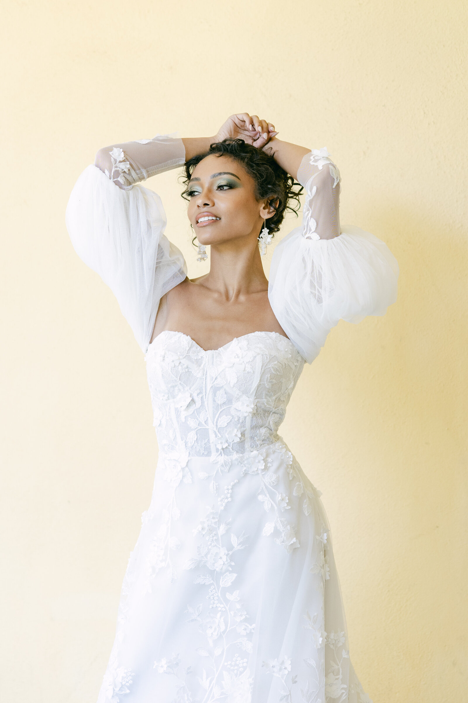 elegant-bride-william-aiken-house-charleston