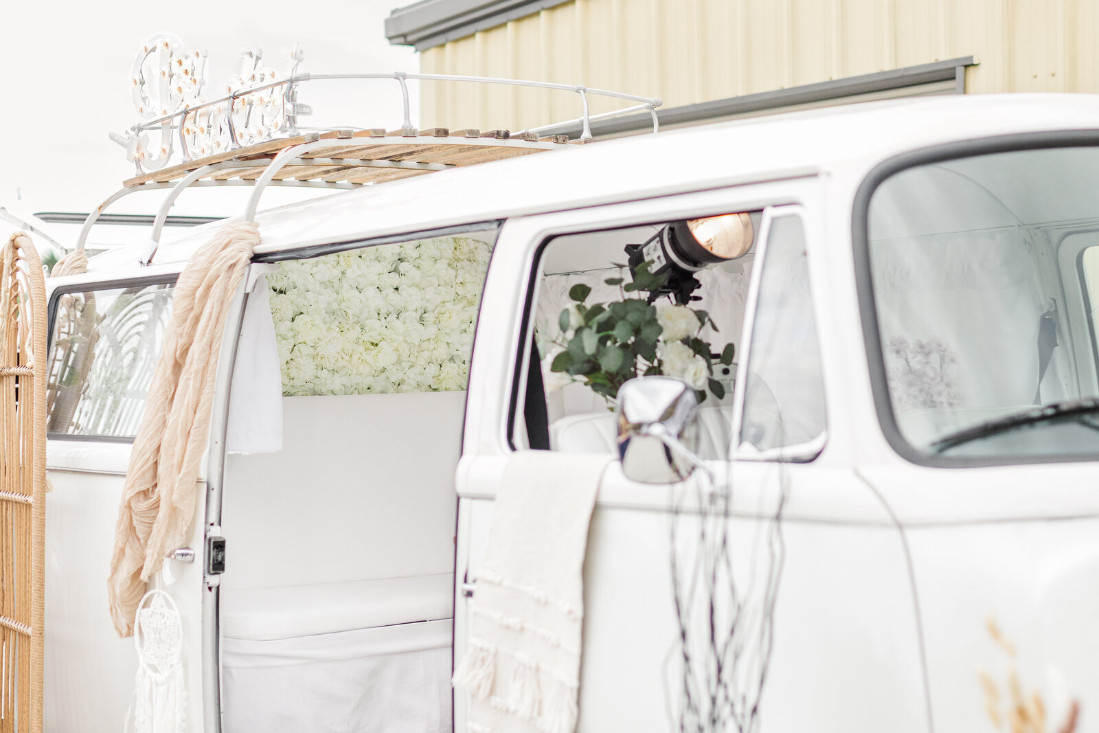 VW-BUS-tampa-photo-booth-bus-weddings-florida-weddings-wedding-venues-wedding-photo-booth-florida-photo-booth-bus98