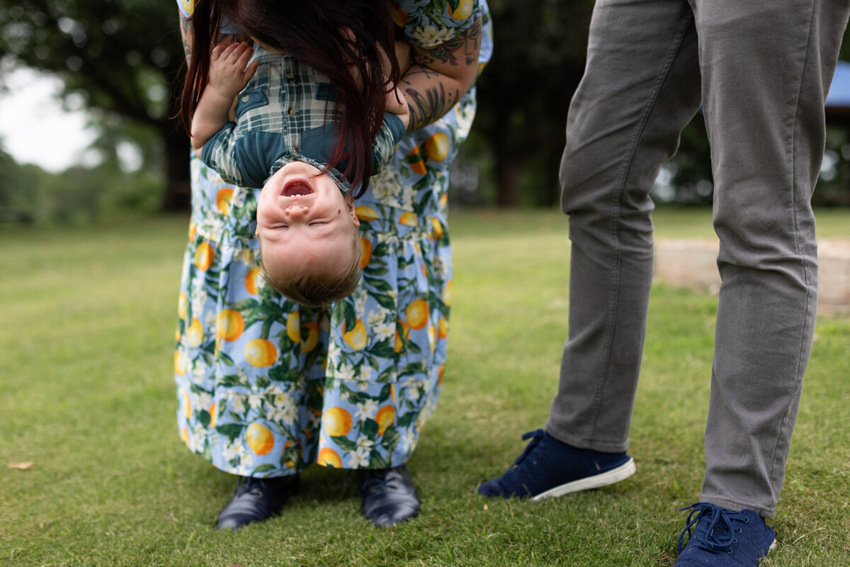 LightCreative_202406_NicoleMatthew_RaleighFamilyPhotographer_013_blog