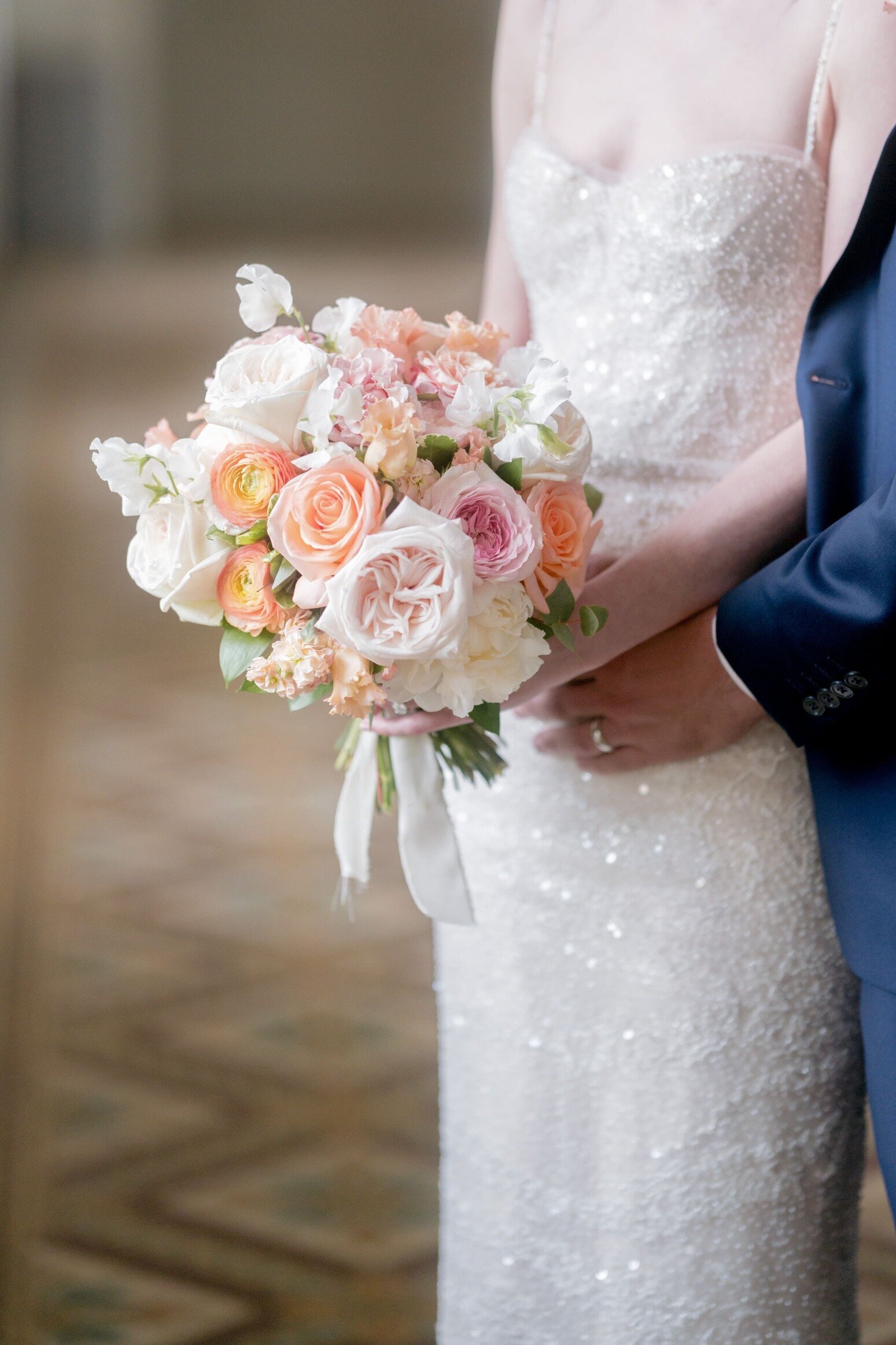 bouquet-de-mariee-minimaliste-et-elegant