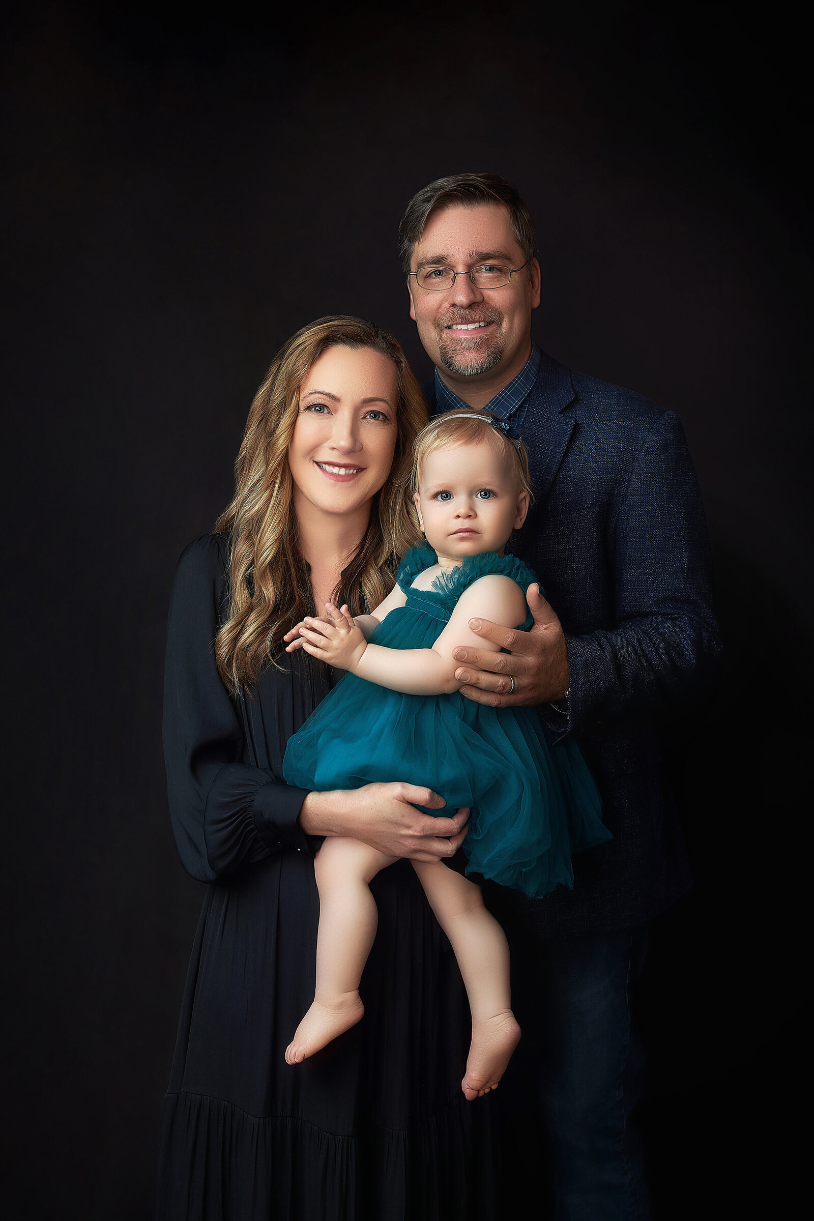 atlanta-best-award-winning-family-portrait-studio-formal-fine-art-baby-fancy-glamour-photography-photographer-twin-rivers-01