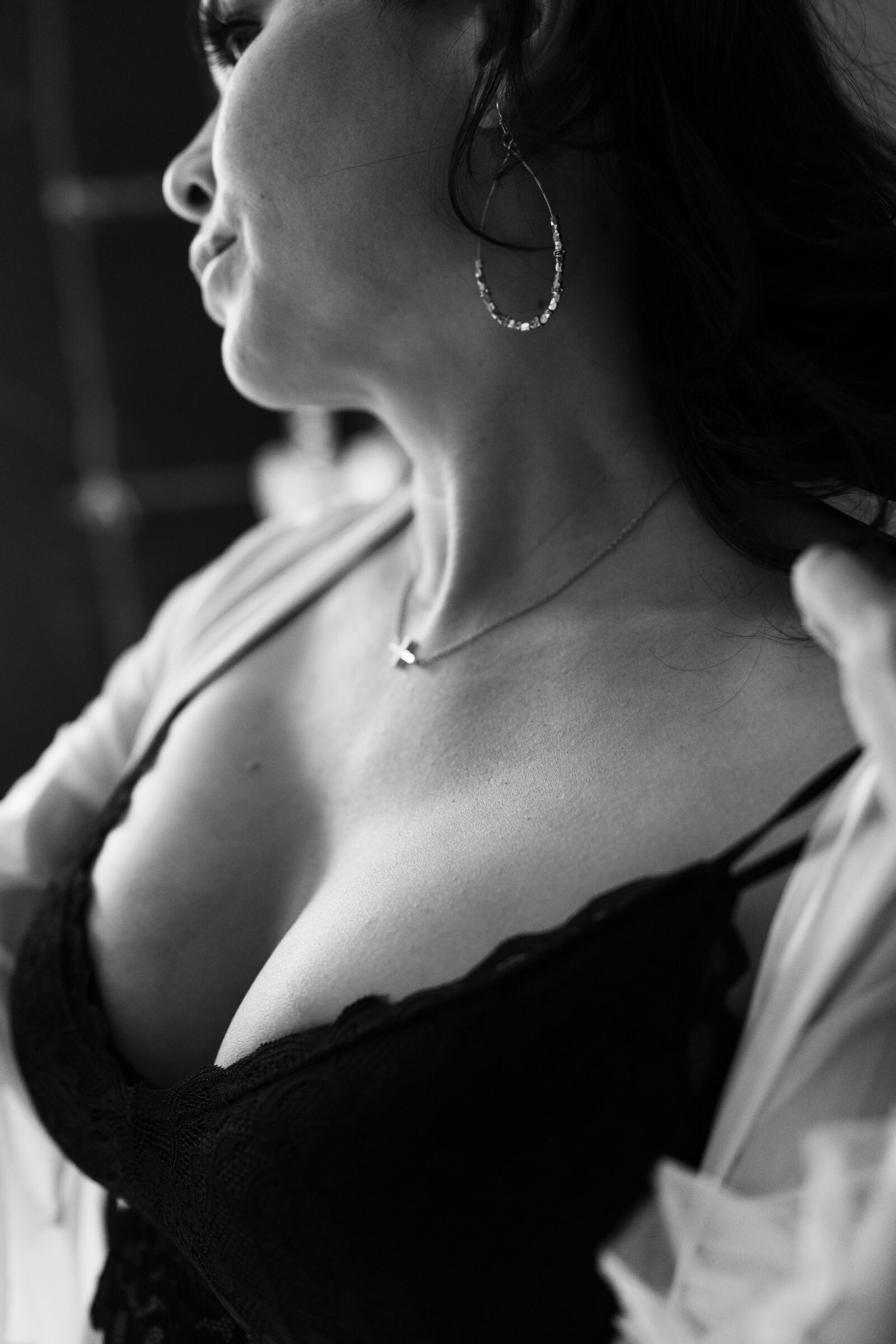 053