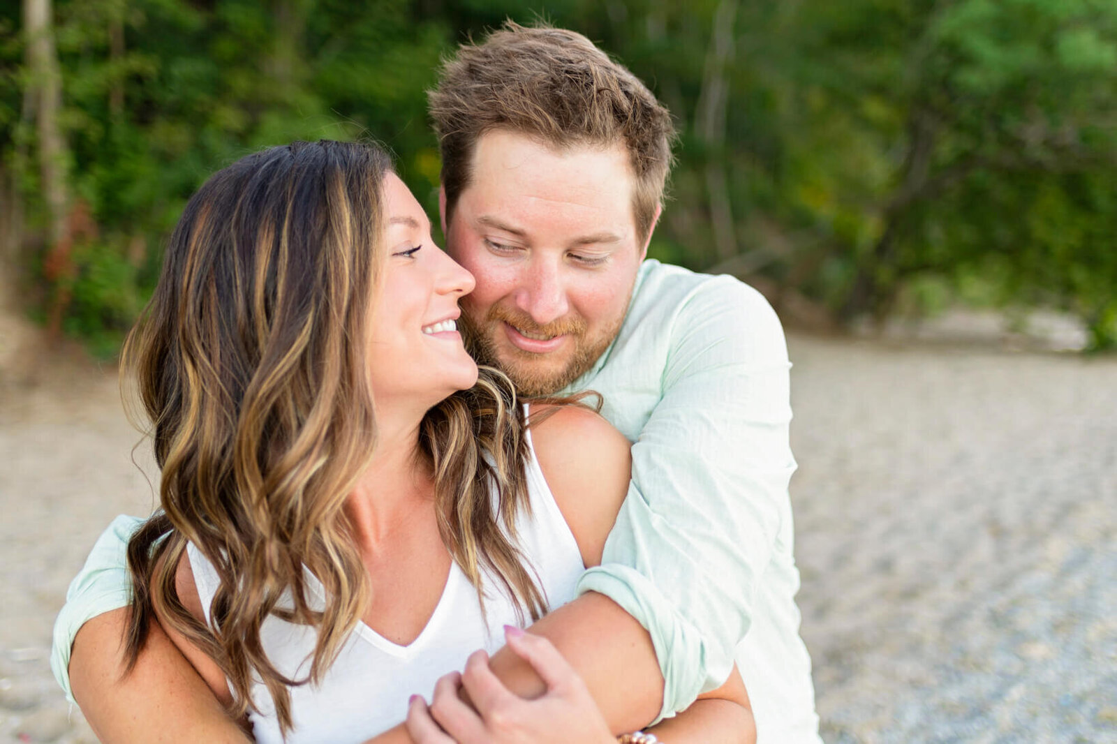 Engagement-photo-grant-park-south-milwaukee-wisconsin-44