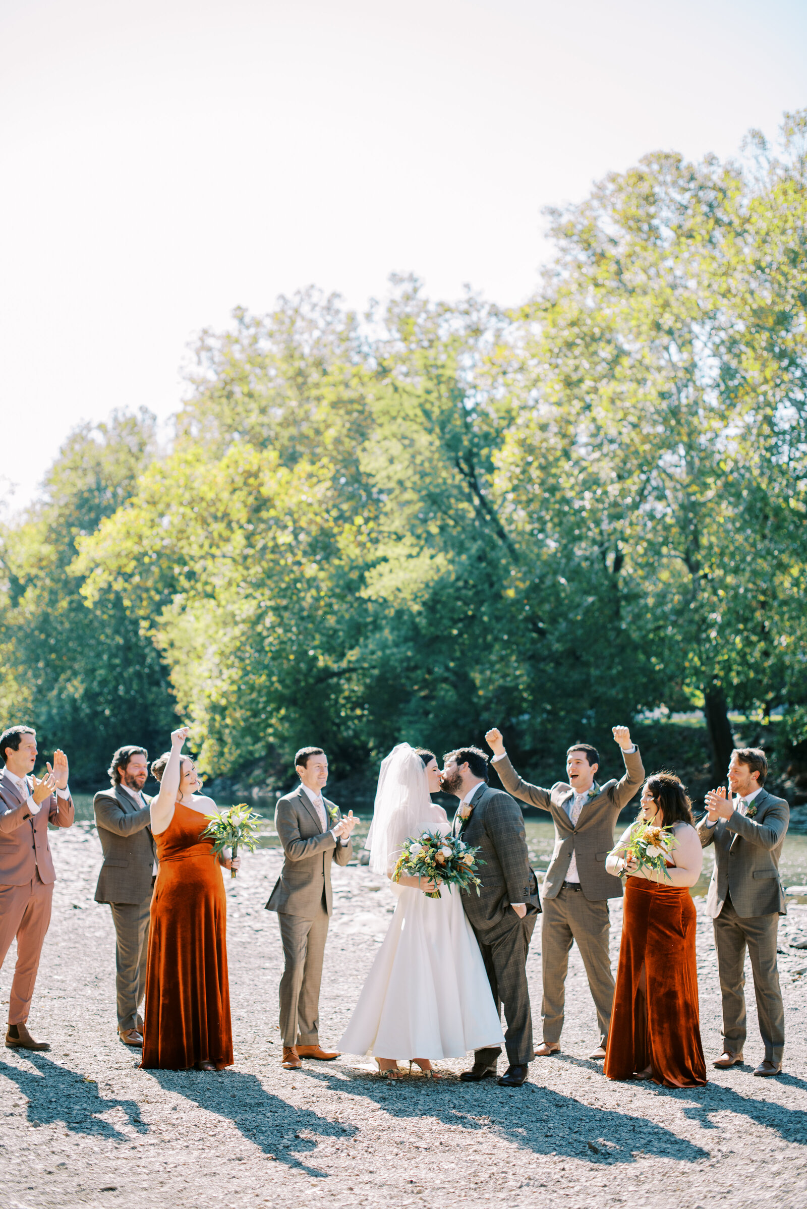 sarah-elizabeth-studio-ohio-wedding-photographer-the-landing-cummins-wedding-sneak-peeks-23