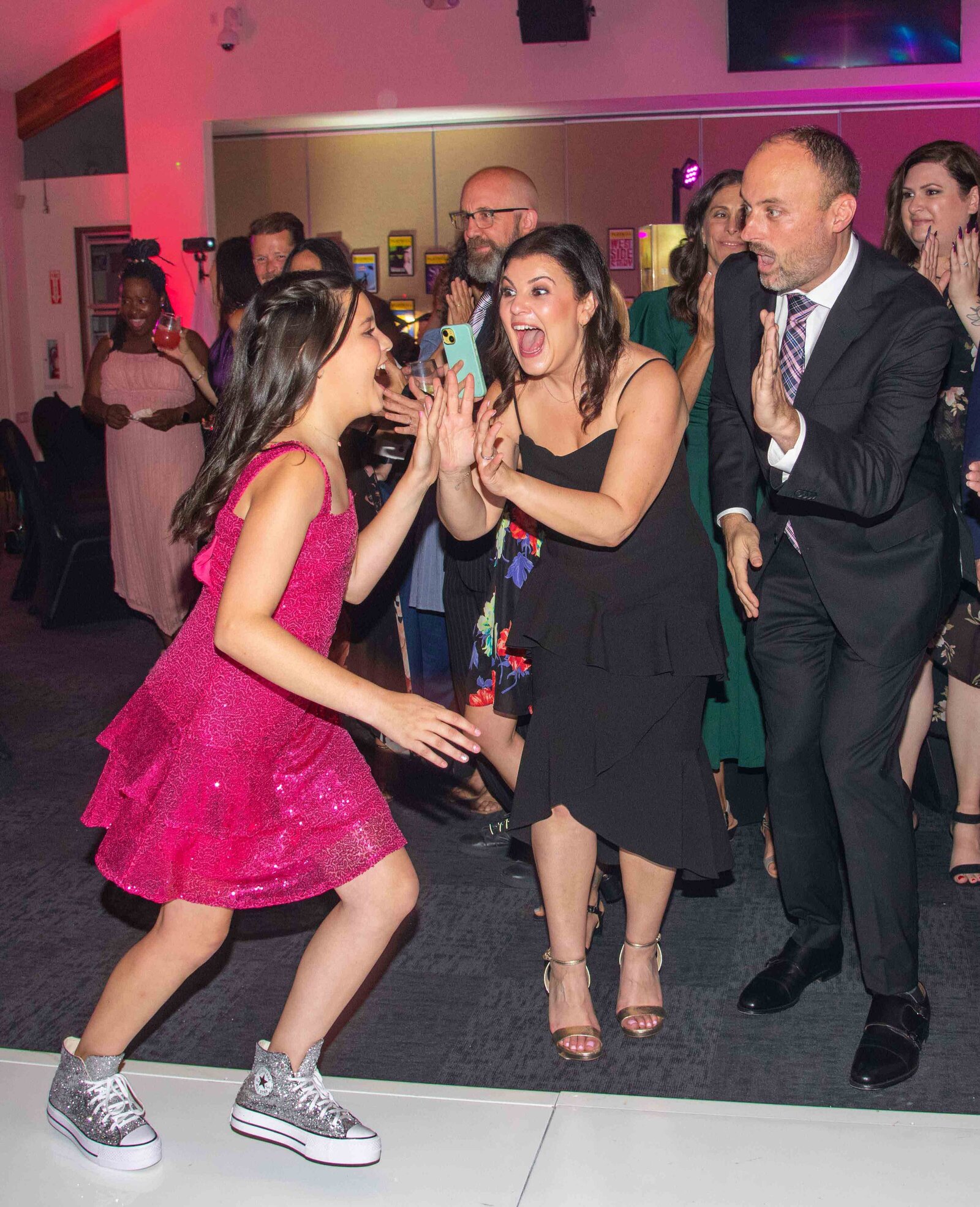 Maria-McCarthy-Photography-Bat-Mitzvah-entrance-mom-dad