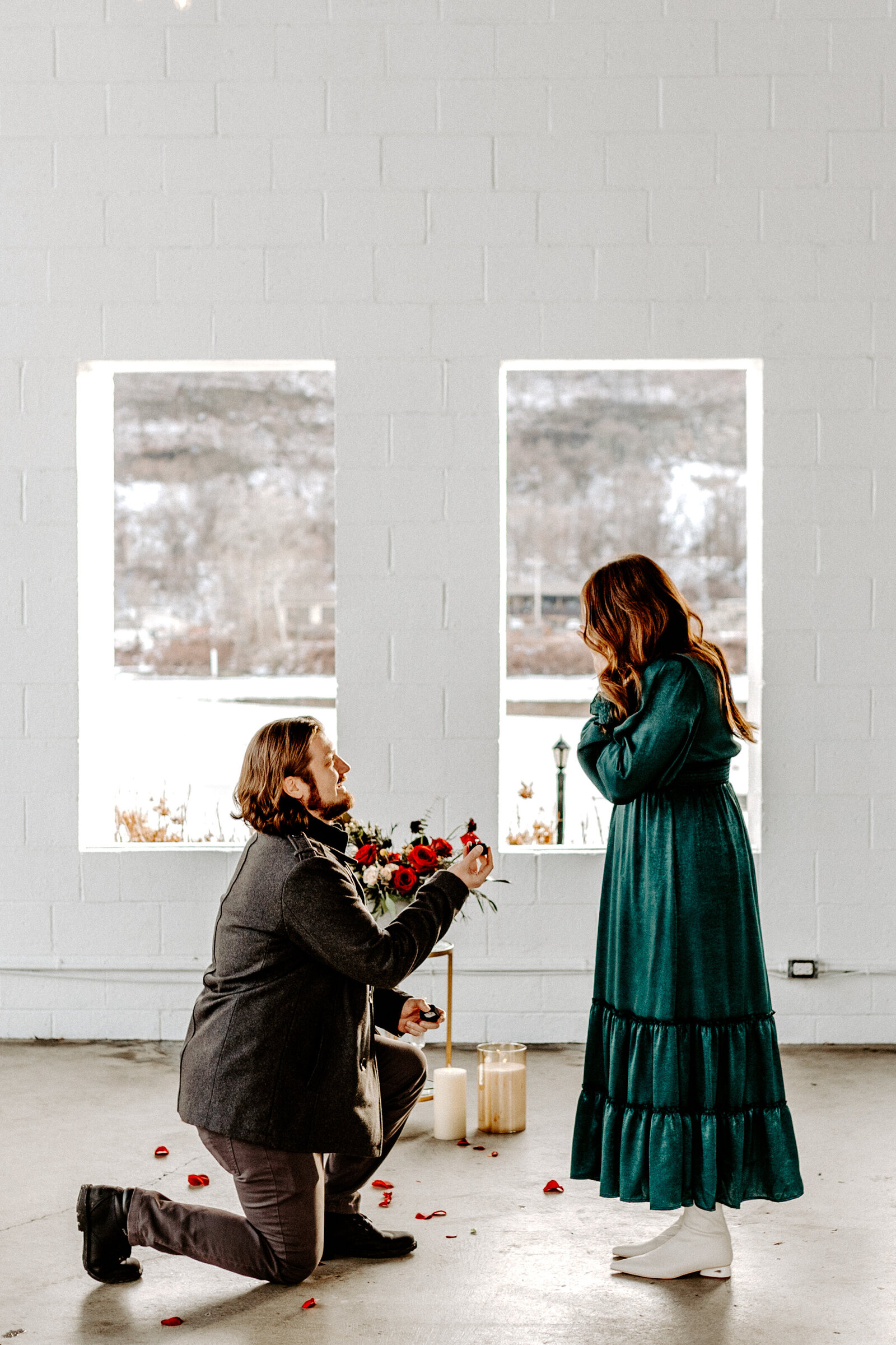 Blissfullybriphotography-Pittsburgh-engagement-aspinwallriverfront-emily-aaron-172