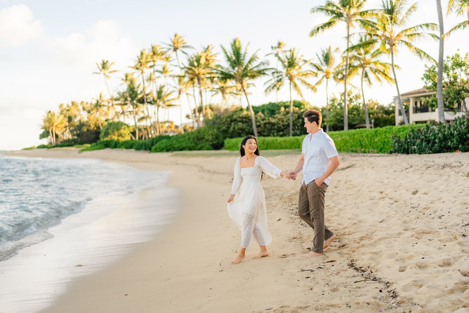 hawaii-engagement-photos-waikiki