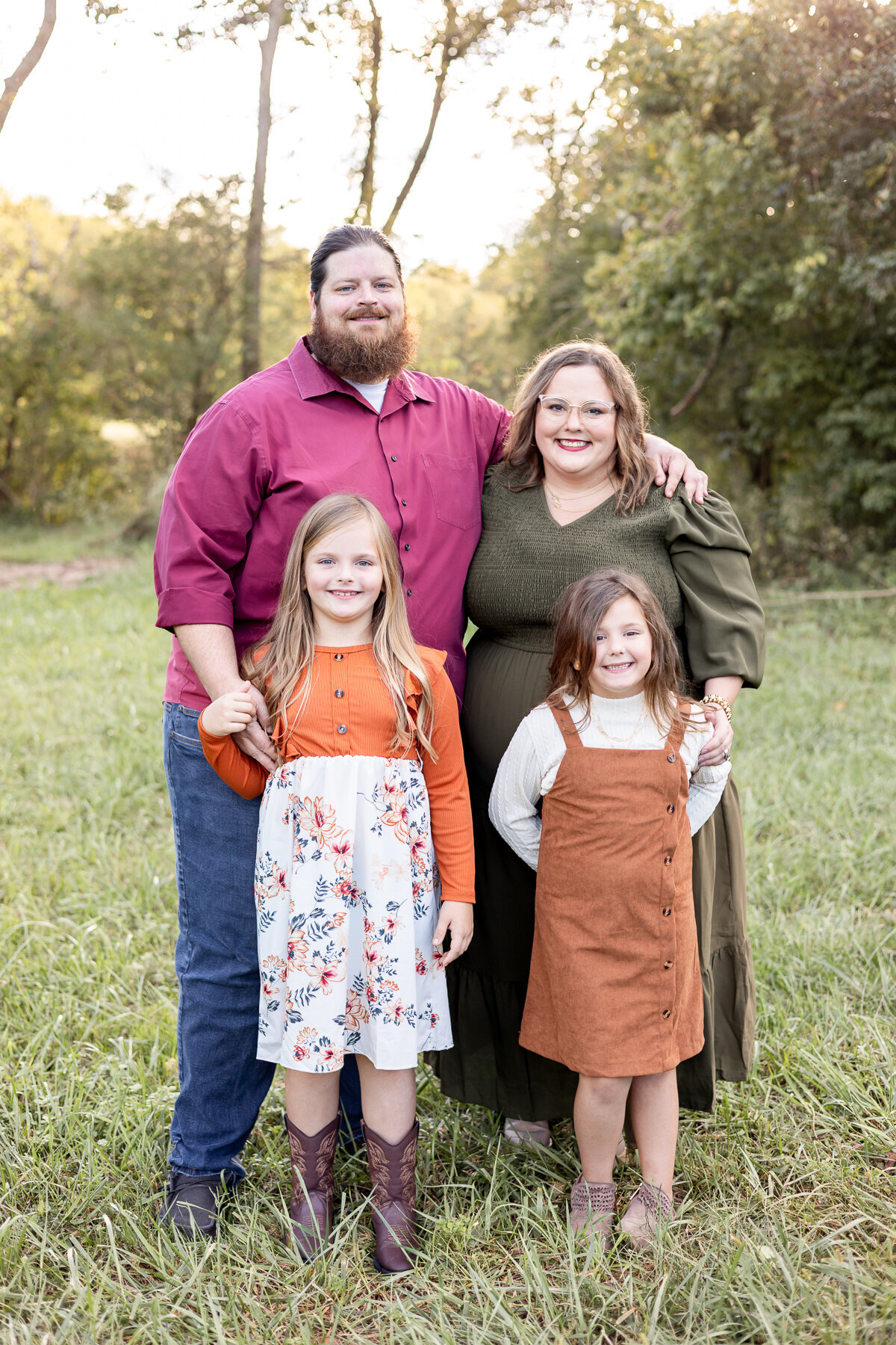 Family-outdoor-golden-hour-photography-session-Lexington-KY-photographer
