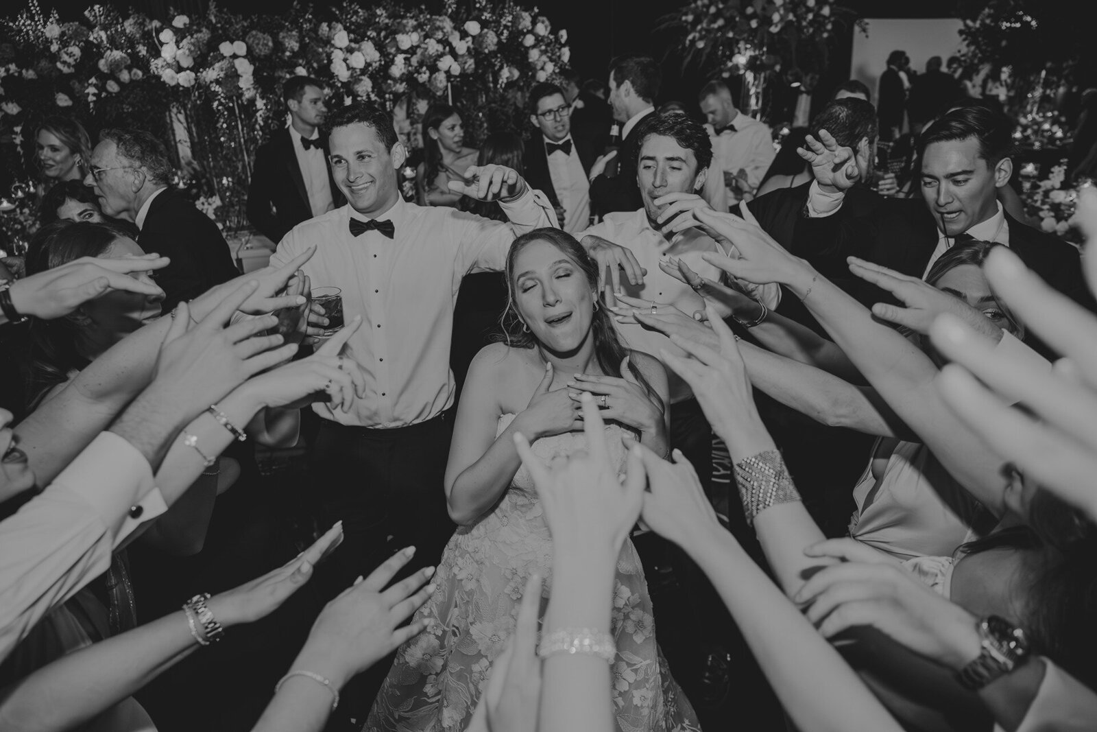 reception-dancing-woodfield-country-club-1