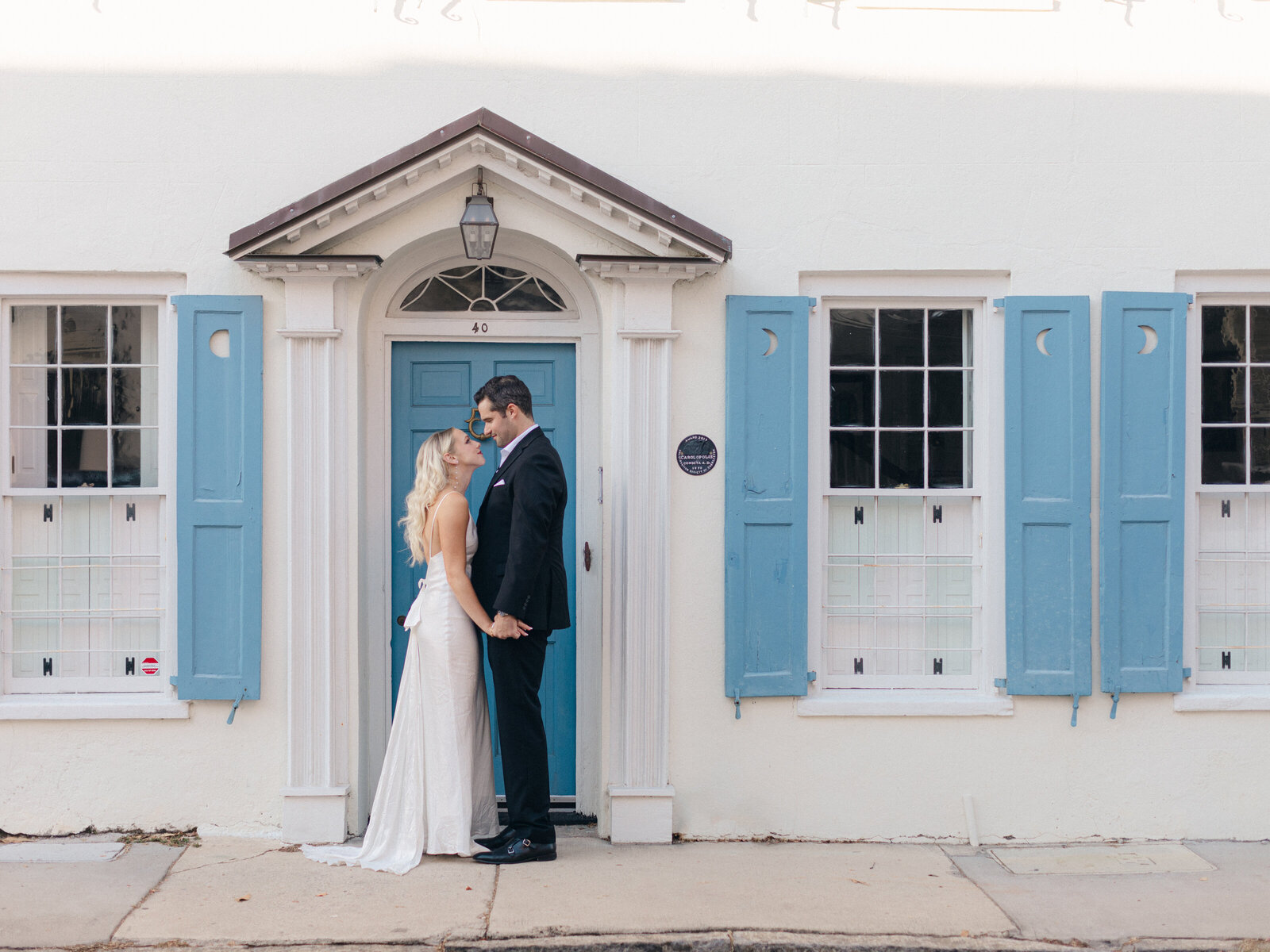 186-torianna-brooke-portraiture-chic-charleston-engagement-session-french-quarter-lauren-paul