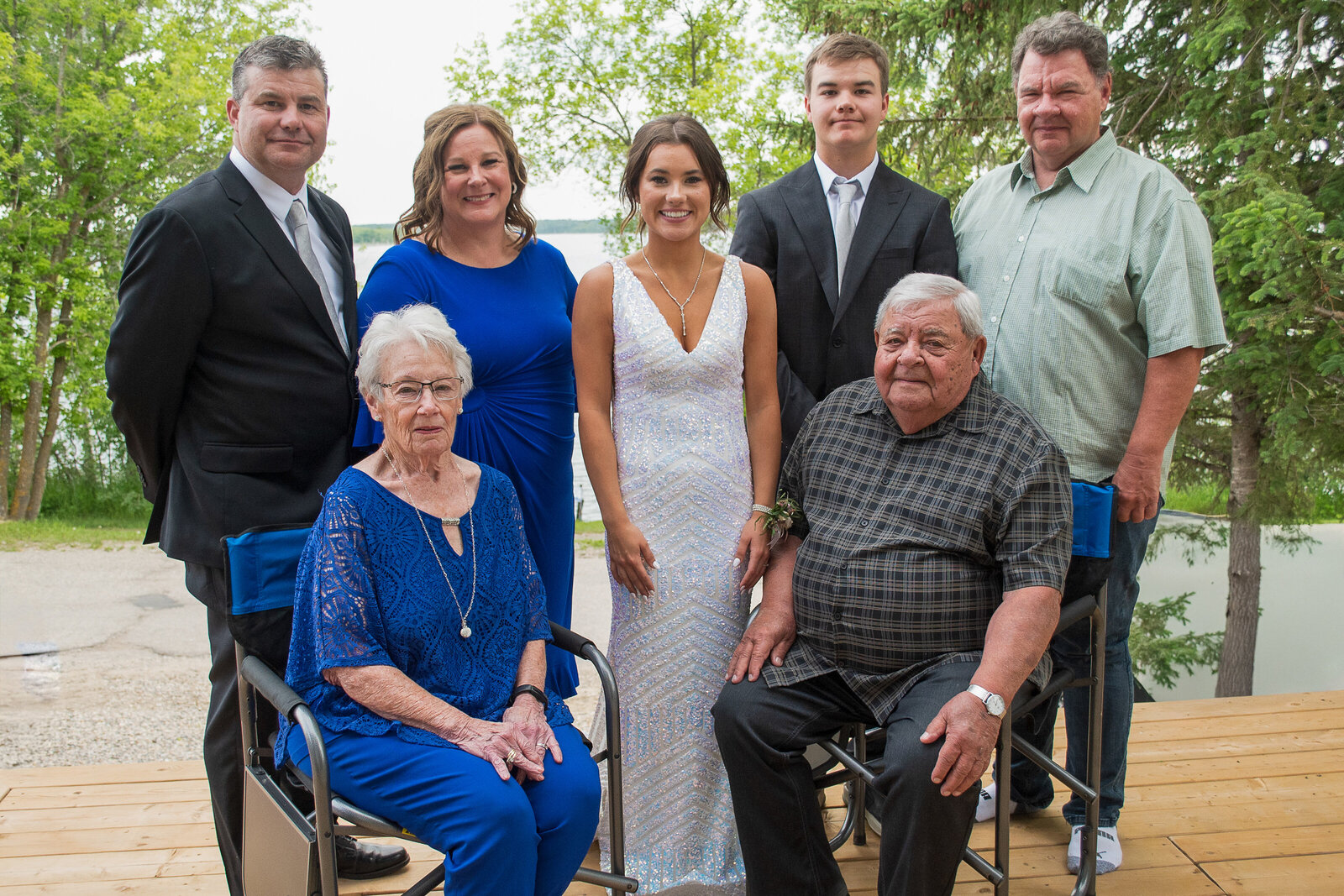Brownridge Grad family photos-02