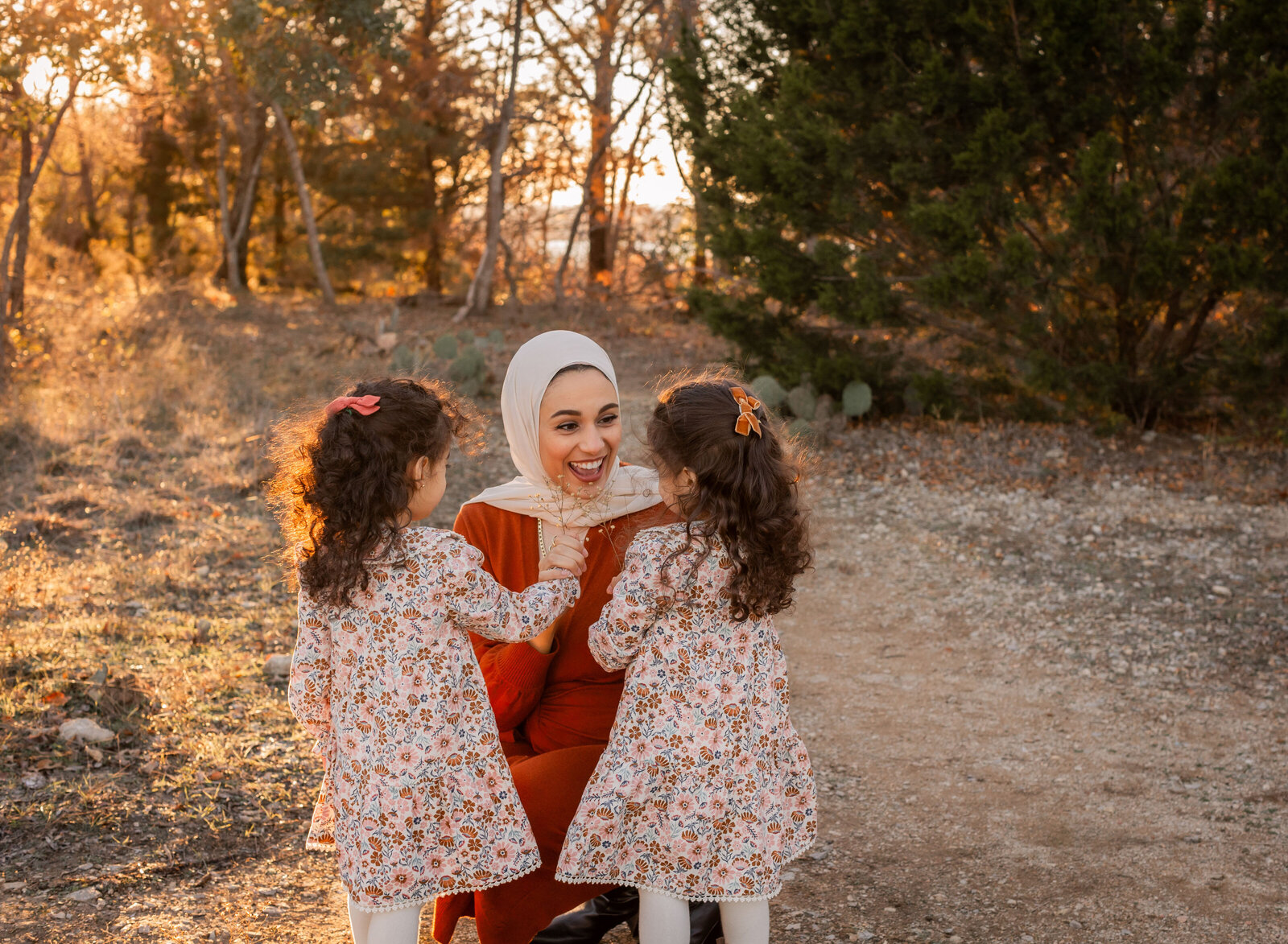 mom with daughters